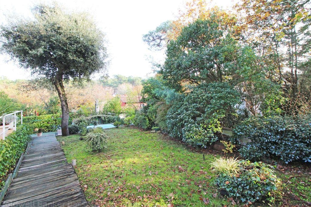 Villa contemporaine avec piscine à vendre ARCACHON ABATILLES