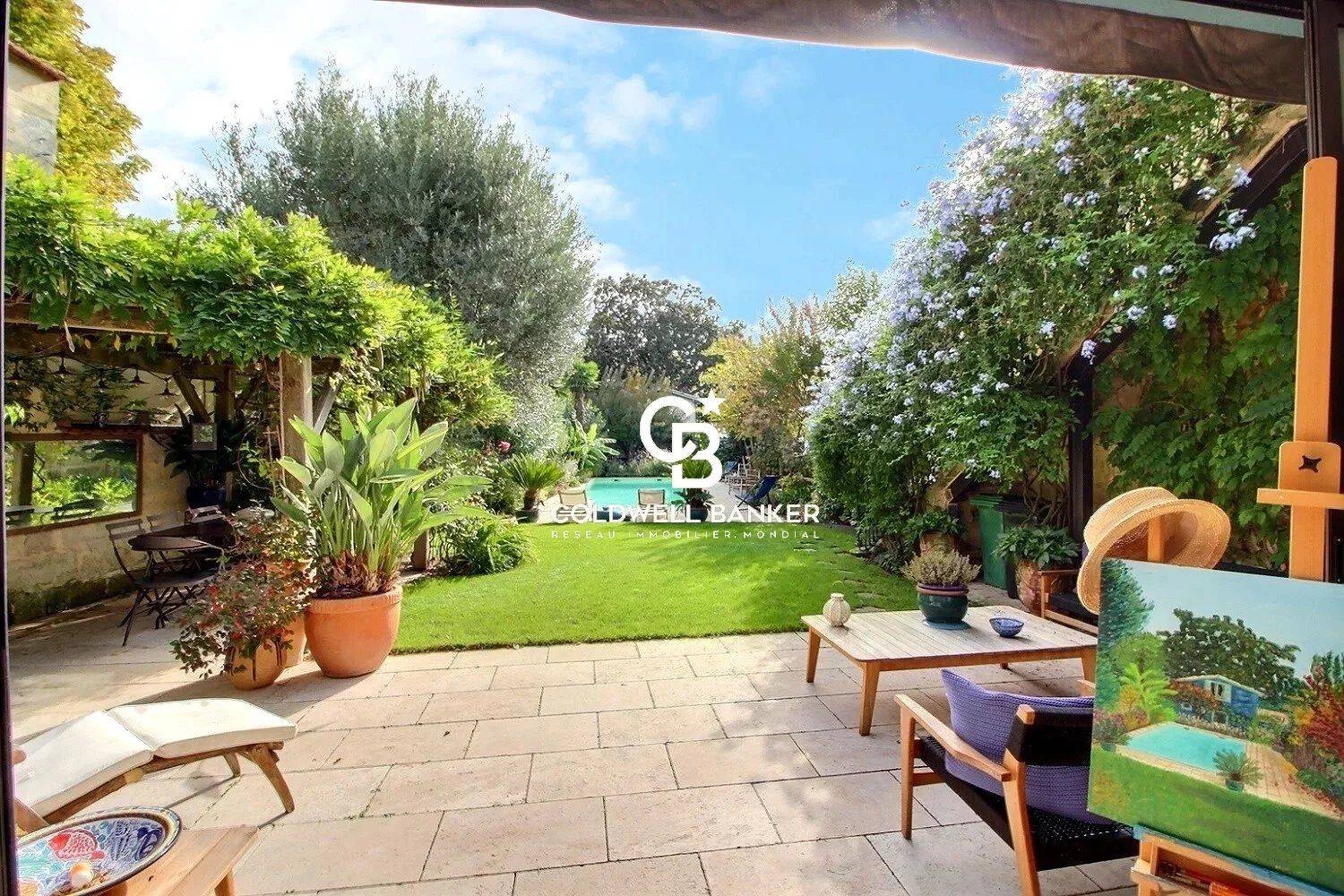 Belle maison bourgeoise 6 chambres avec jardin et piscine à vendre Bordeaux