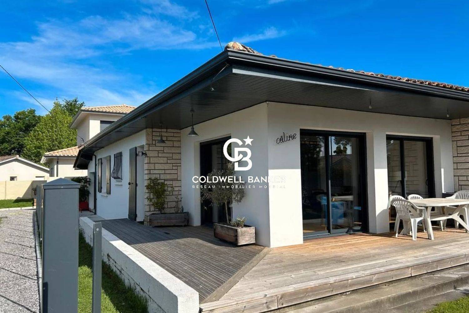 Maison typique rénovée avec terrasse et parking Andernos - Proche Centre