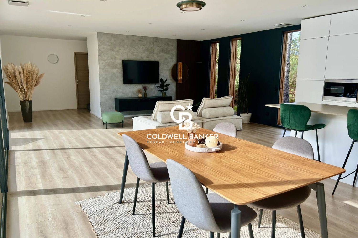 Villa ossature bois au coeur de la forêt à vendre près du Lac d'Hostens