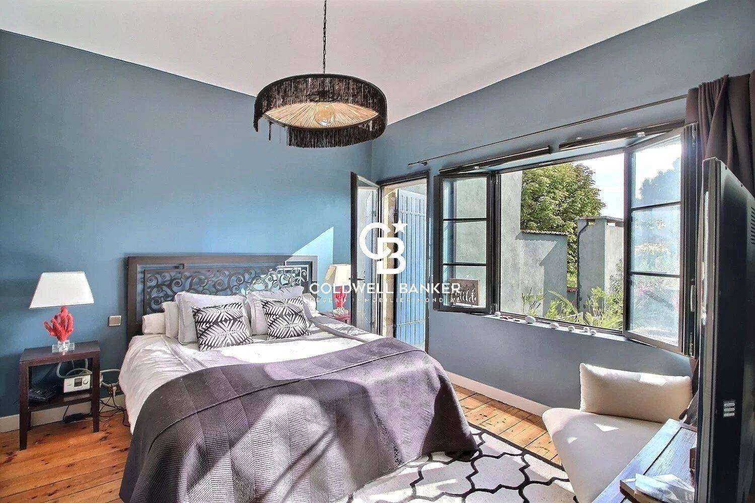 Belle maison bourgeoise 6 chambres avec jardin et piscine à vendre Bordeaux