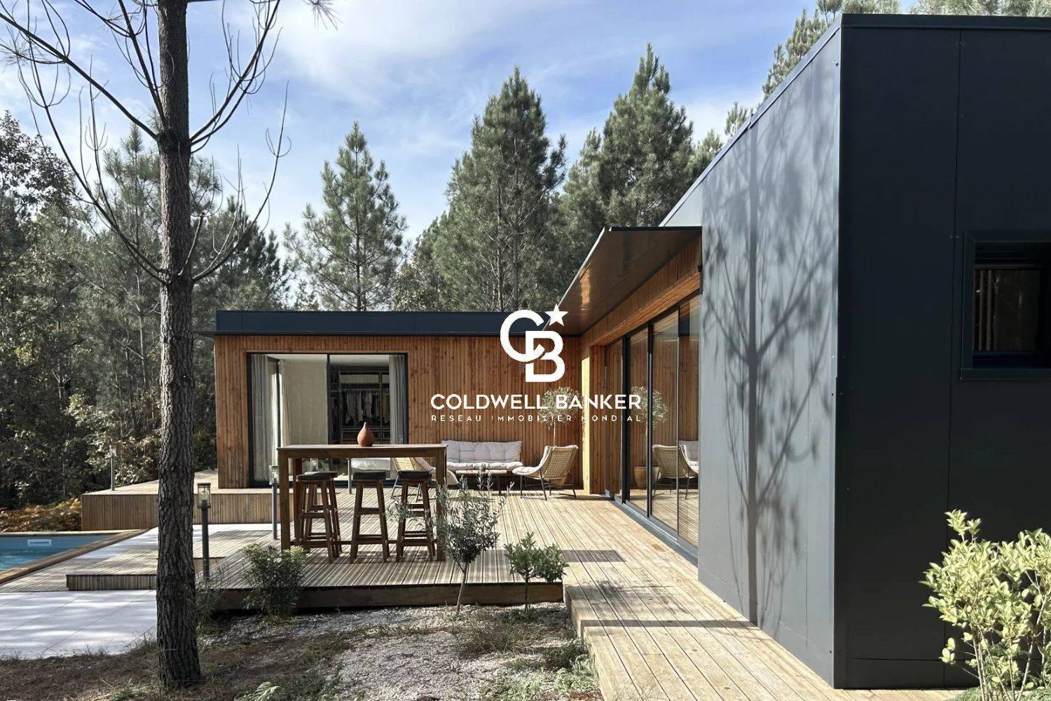 Villa ossature bois au coeur de la forêt à vendre près du Lac d'Hostens