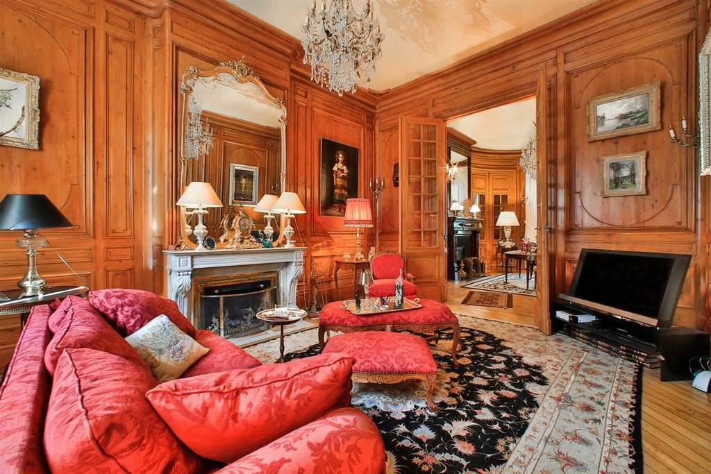 Demeure de prestige à vendre en plein coeur de BORDEAUX