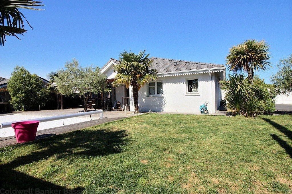 Maison familiale contemporaine à vendre à Gujan-Mestras