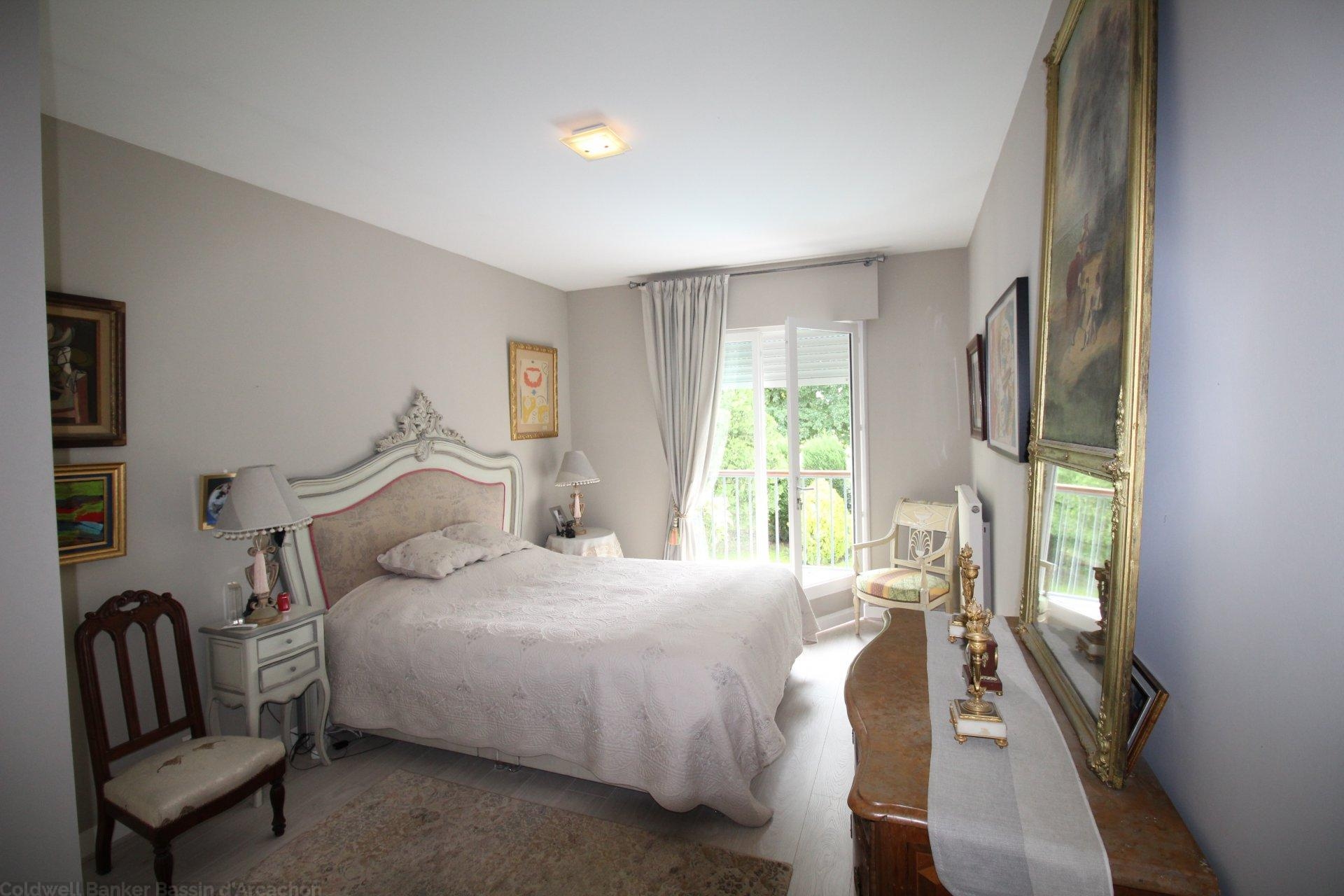 Achat maison familiale avec piscine à bordeaux cauderan