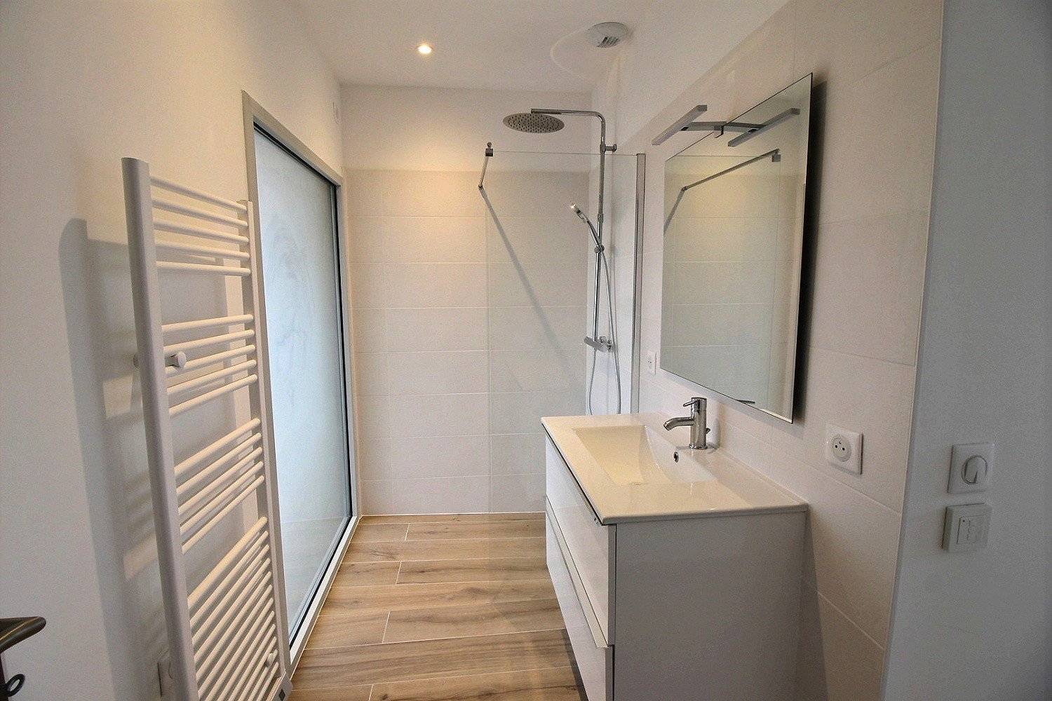 Recherche villa neuve avec piscine proche plage ARCACHON LE MOULLEAU 