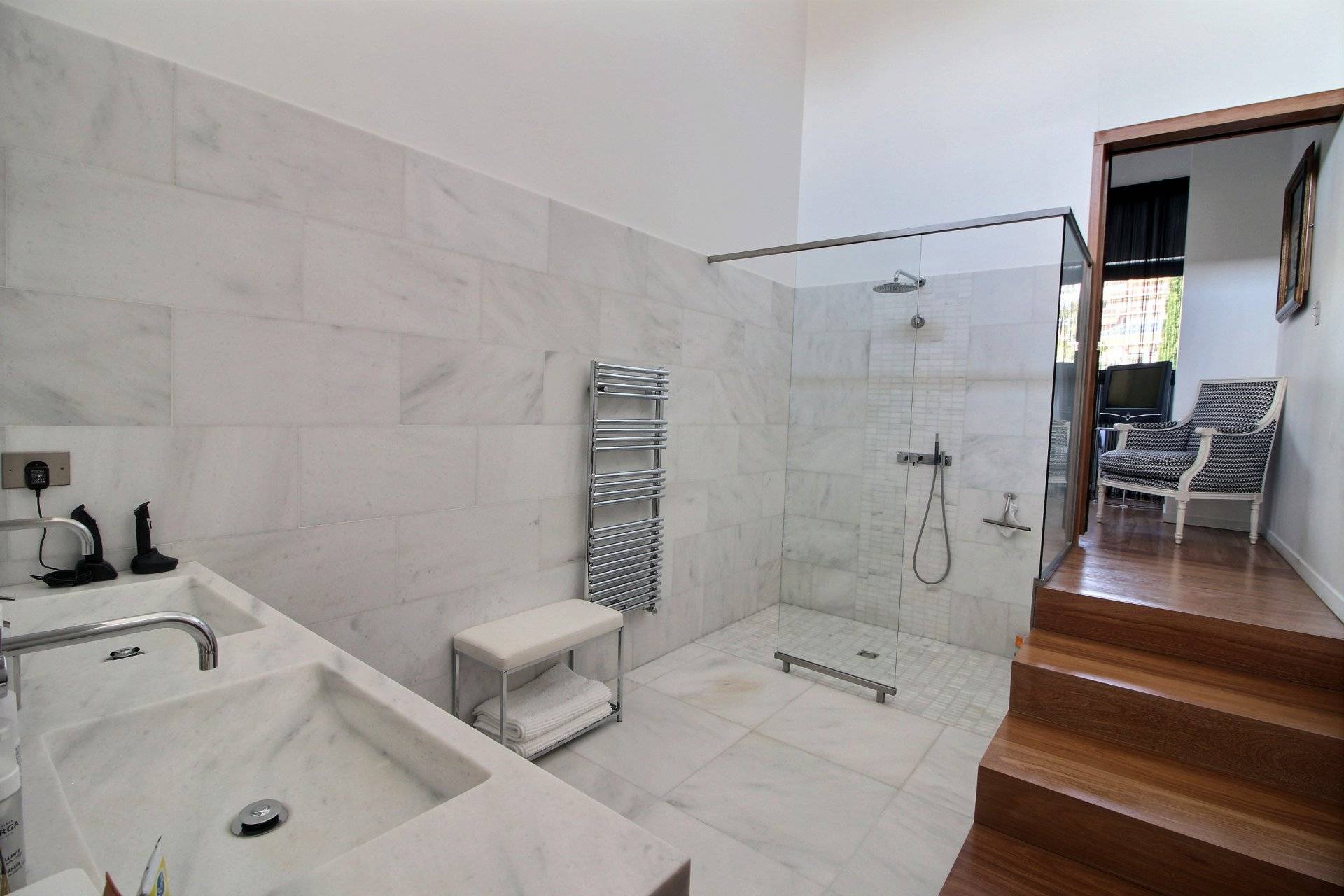 Vente maison familiale 4 chambres BORDEAUX CAUDERAN