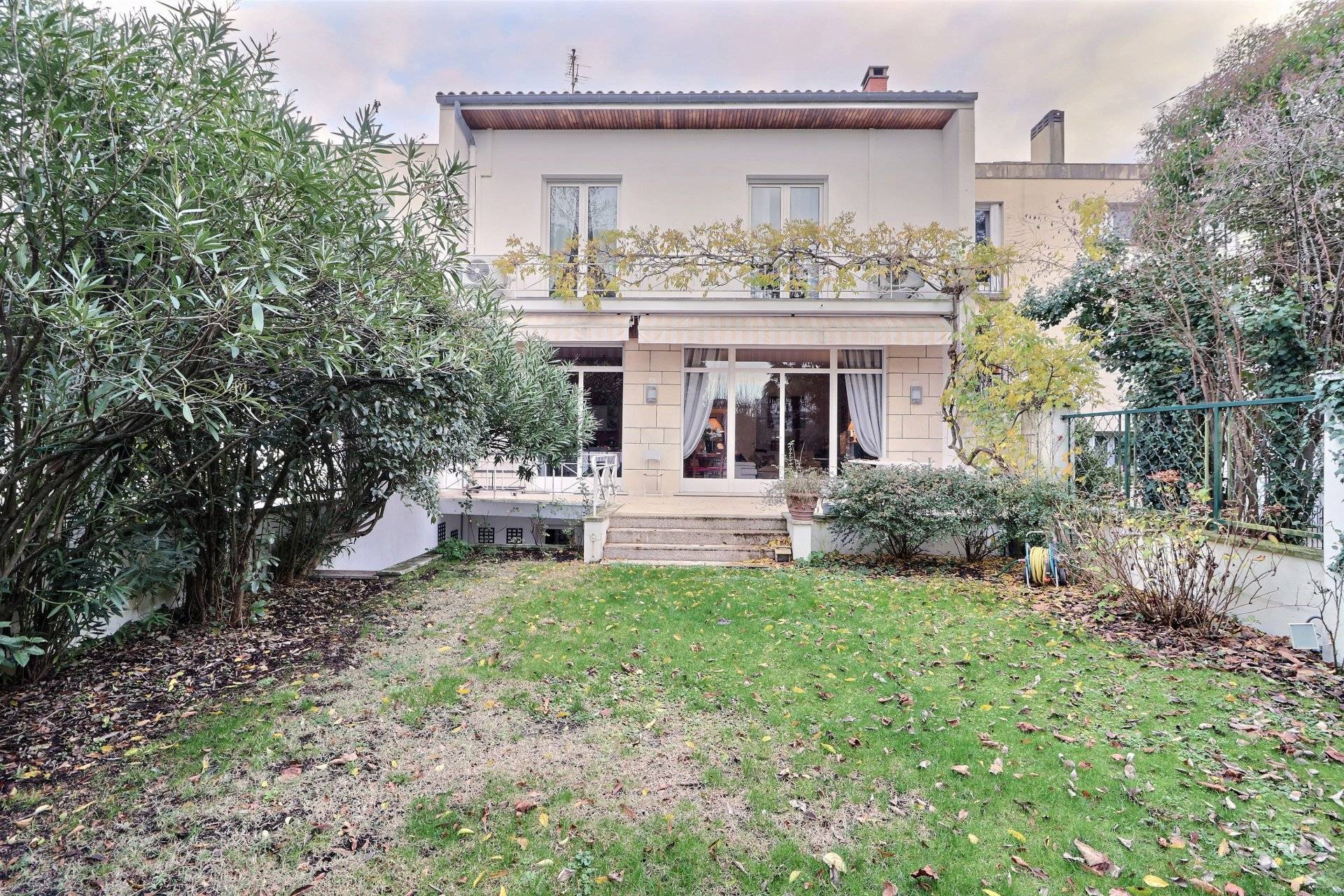 Recherche hôtel particulier - maison bourgeoise PARC LESCURE BORDEAUX