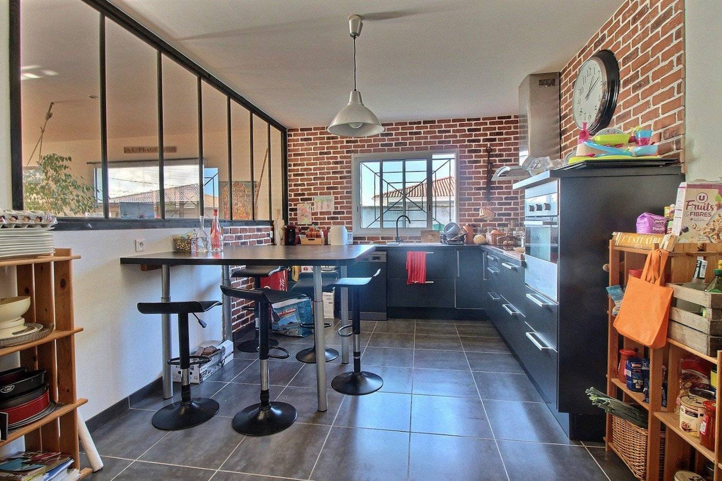 Vente agréable maison familiale contemporaine dans un quartier recherché de GUJAN-MESTRAS