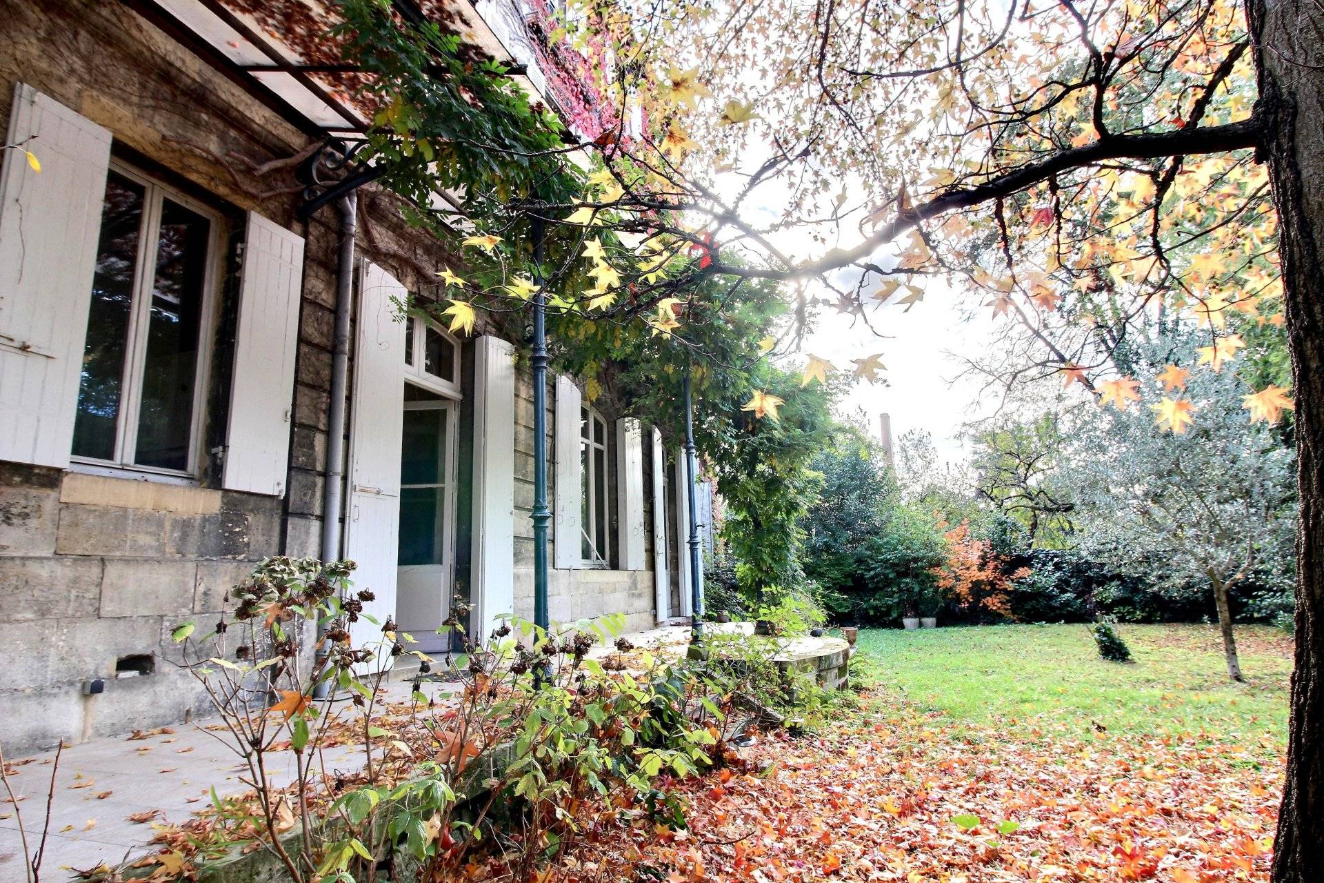 Vente superbe hôtel particulier aux prestations haut de gamme BORDEAUX CENTRE