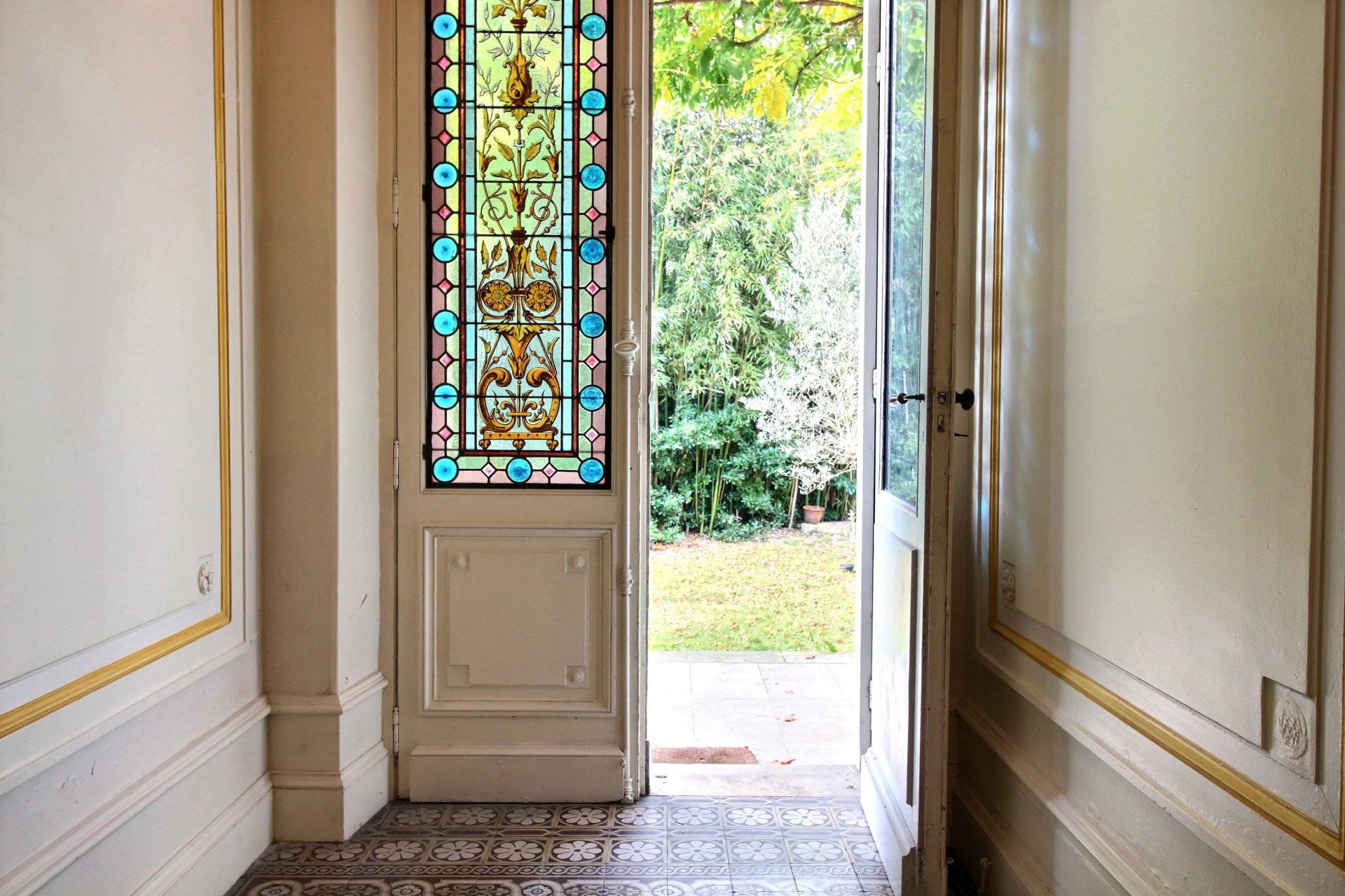 Vente superbe hôtel particulier aux prestations haut de gamme BORDEAUX CENTRE