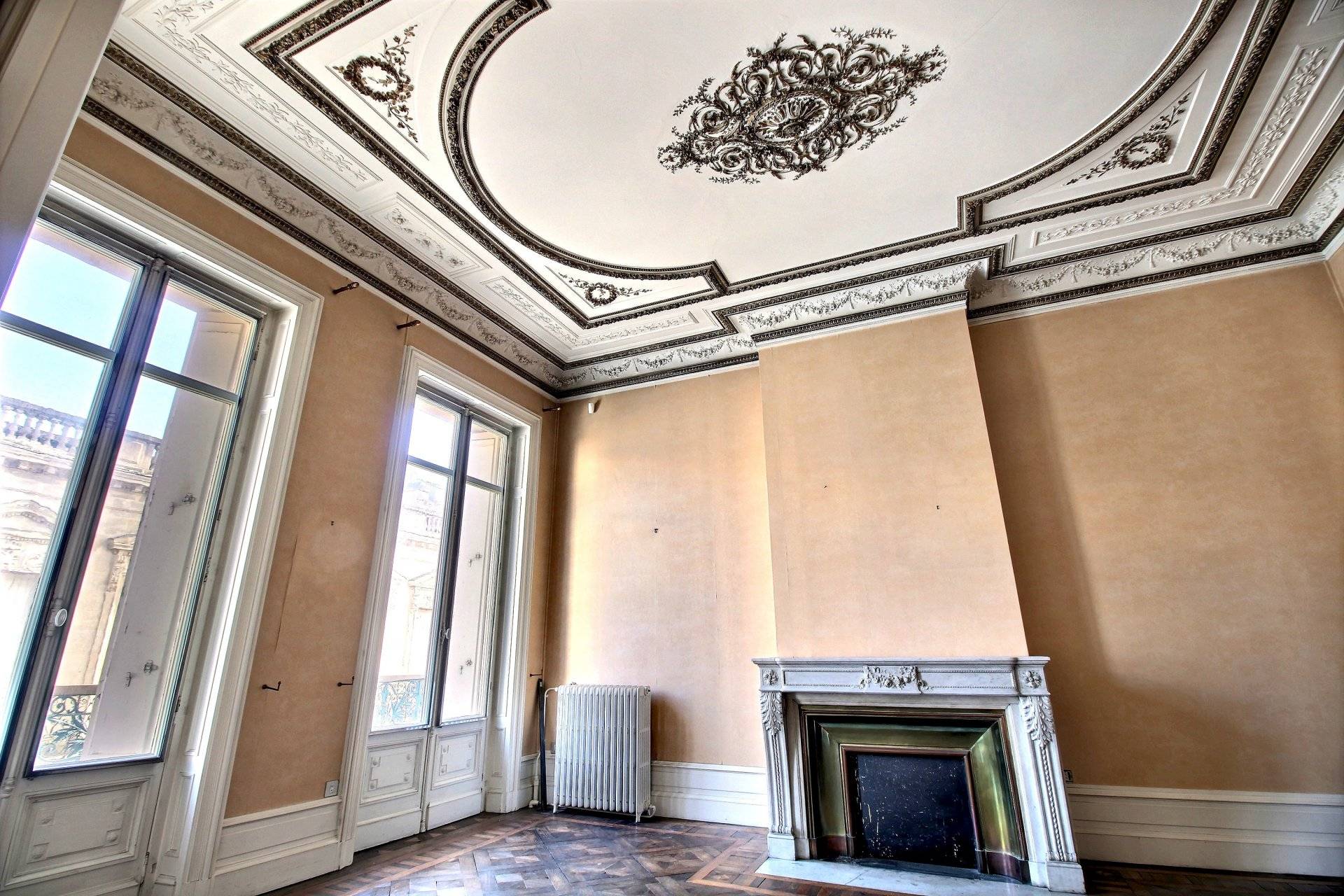 Acheter superbe hotel particulier aux prestations haut de gamme BORDEAUX CENTRE