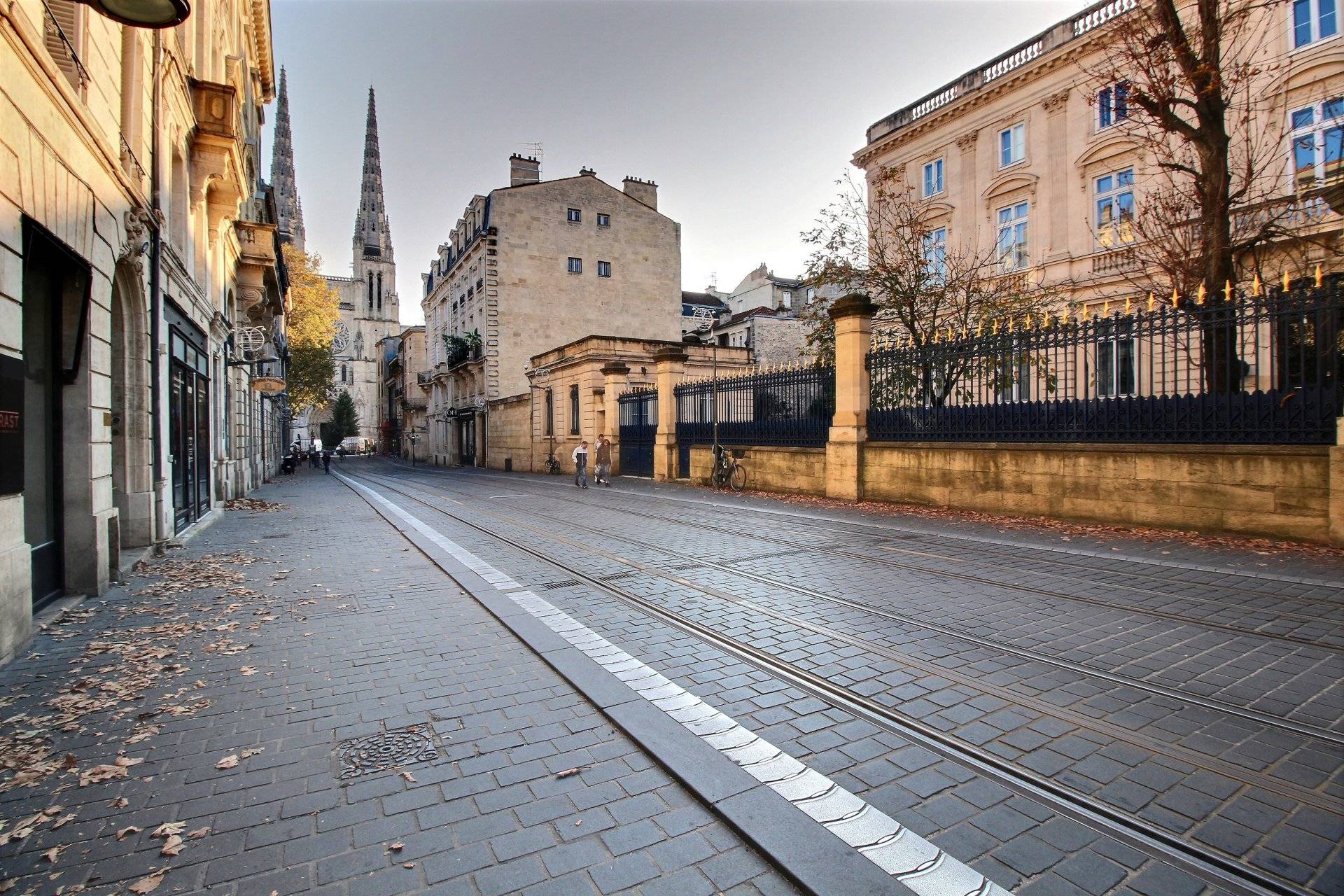 Superbe appartement T3 ancien rénové avec patios à vendre BORDEAUX