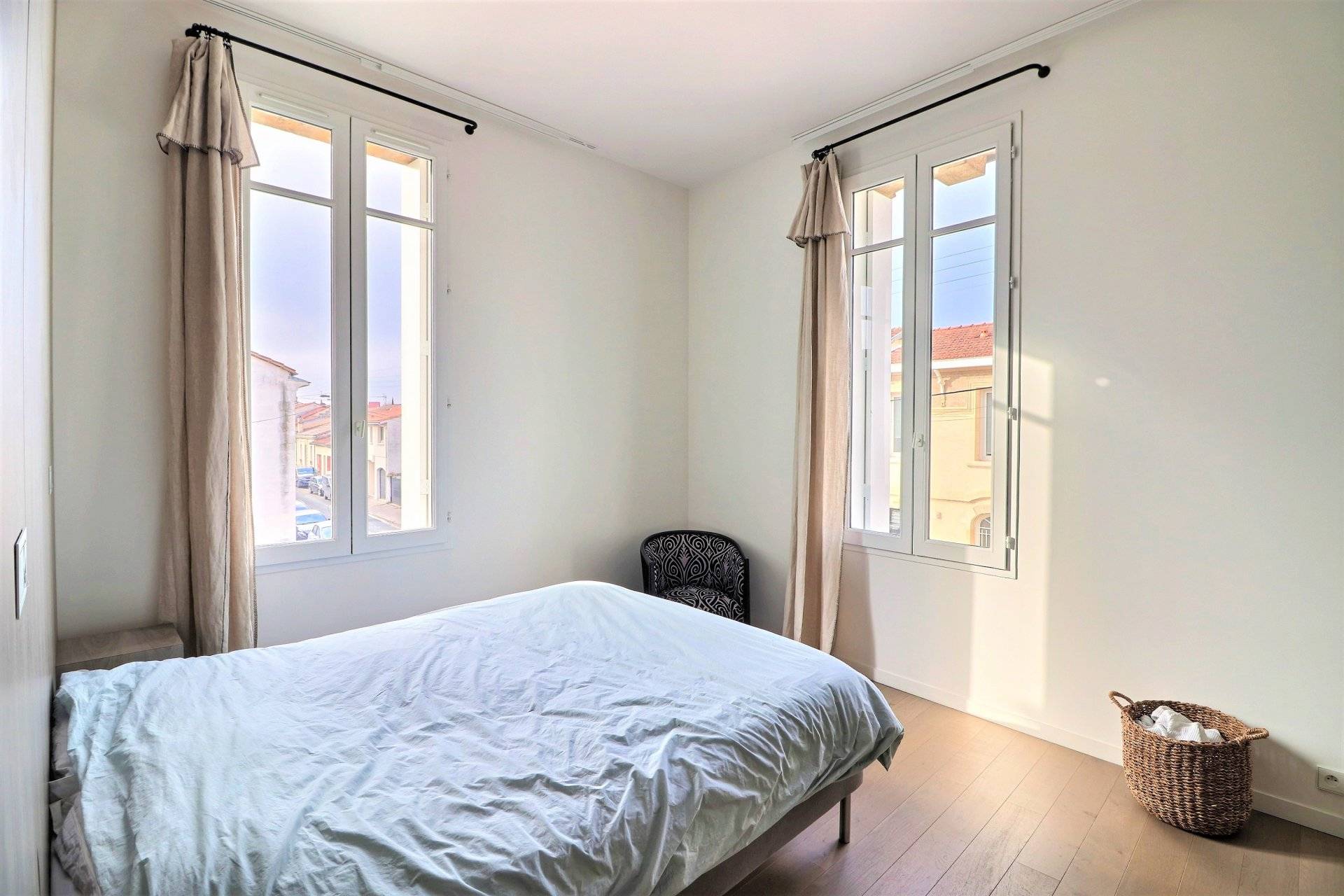 maison à vendre dans le coeur de bordeaux, piscine, chambre