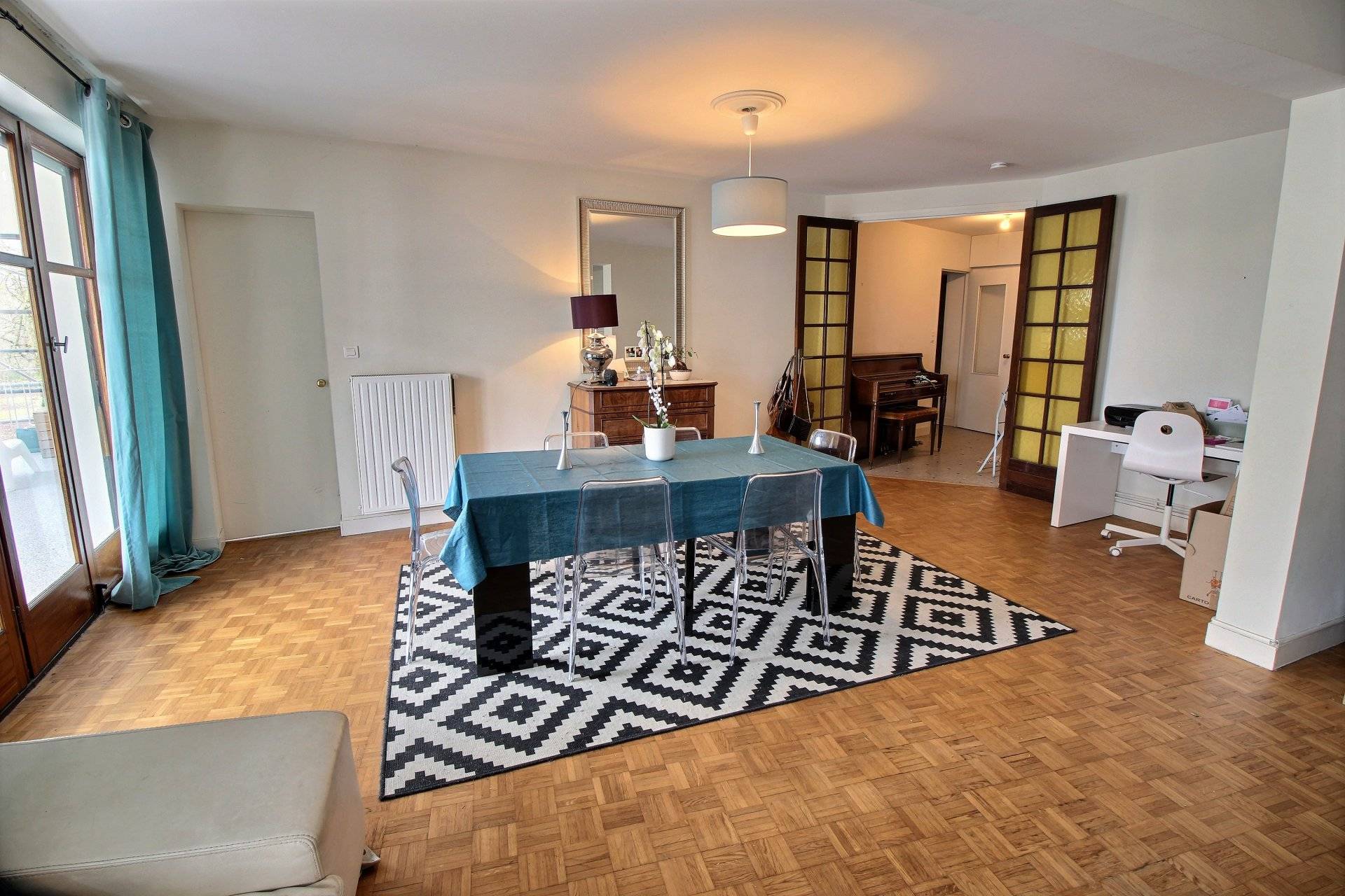 Vaste appartement 3 chambres à vendre parc bordelais Bordeaux Cauderan