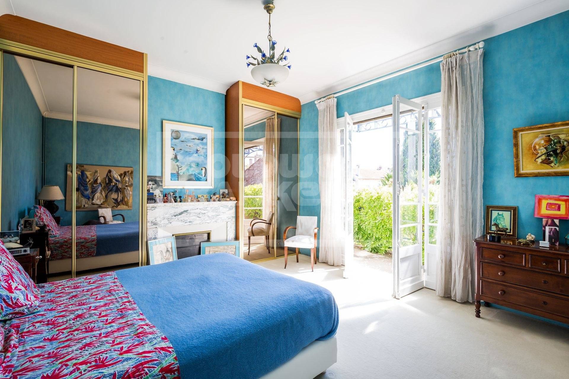 Superbe maison familiale avec jardin et garage à vendre BORDEAUX QUARTIER CAUDÉRAN