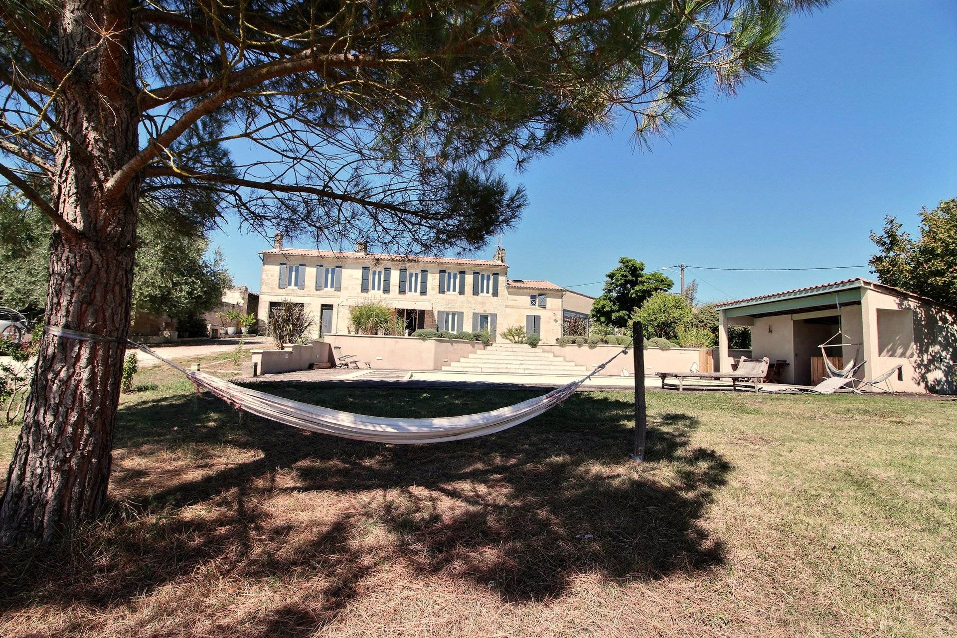 vente maison avec piscine et terrain à saint andré de cubzac