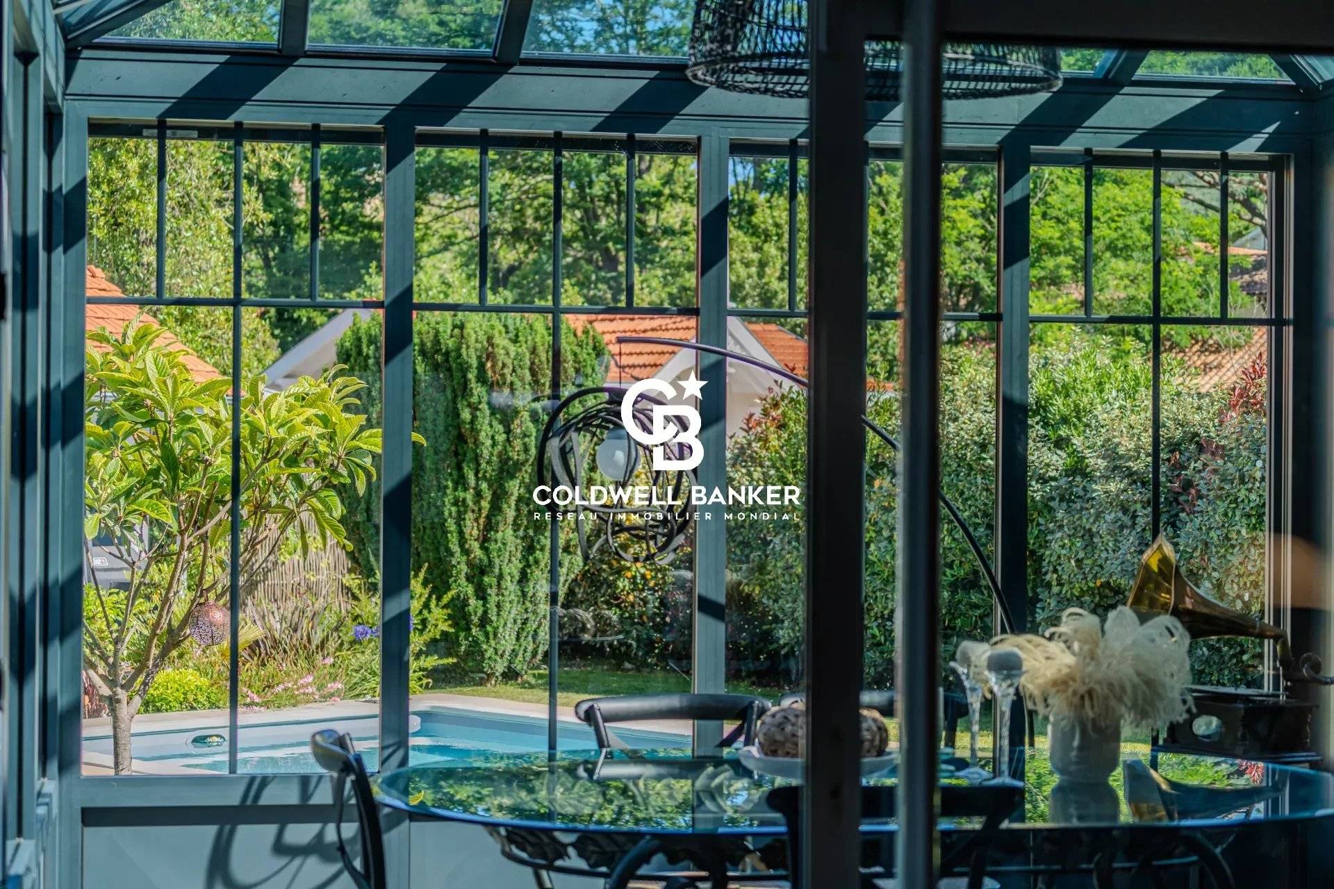 Belle arcachonnaise rénovée avec dépendance aux Abatilles Arcachon - Proche Pereire