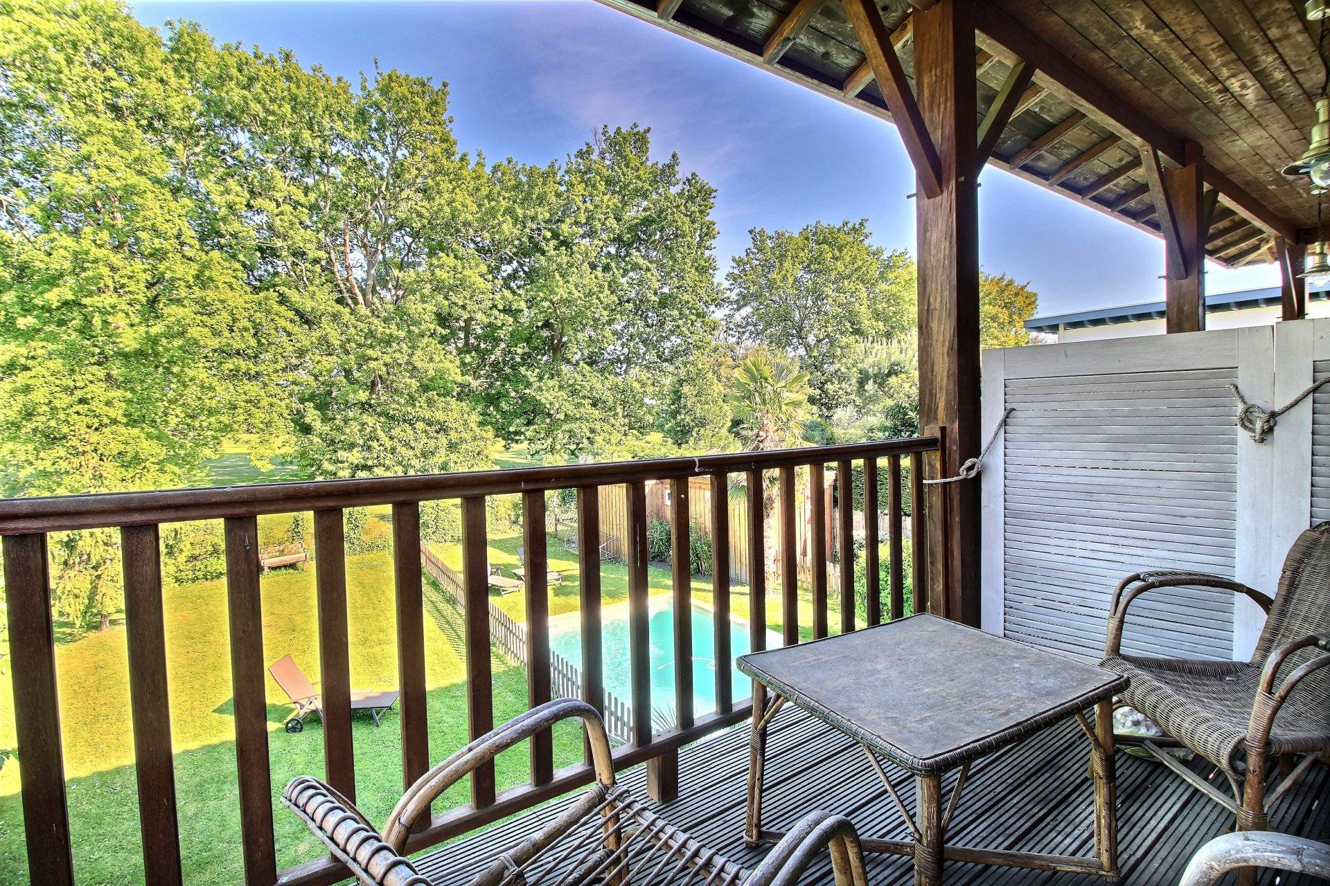 vente d'une maison en bois près de Bordeaux