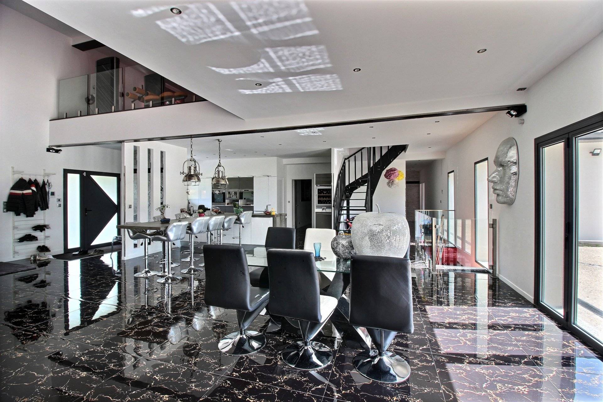 Recherche un bien de standing à proximité de Bordeaux