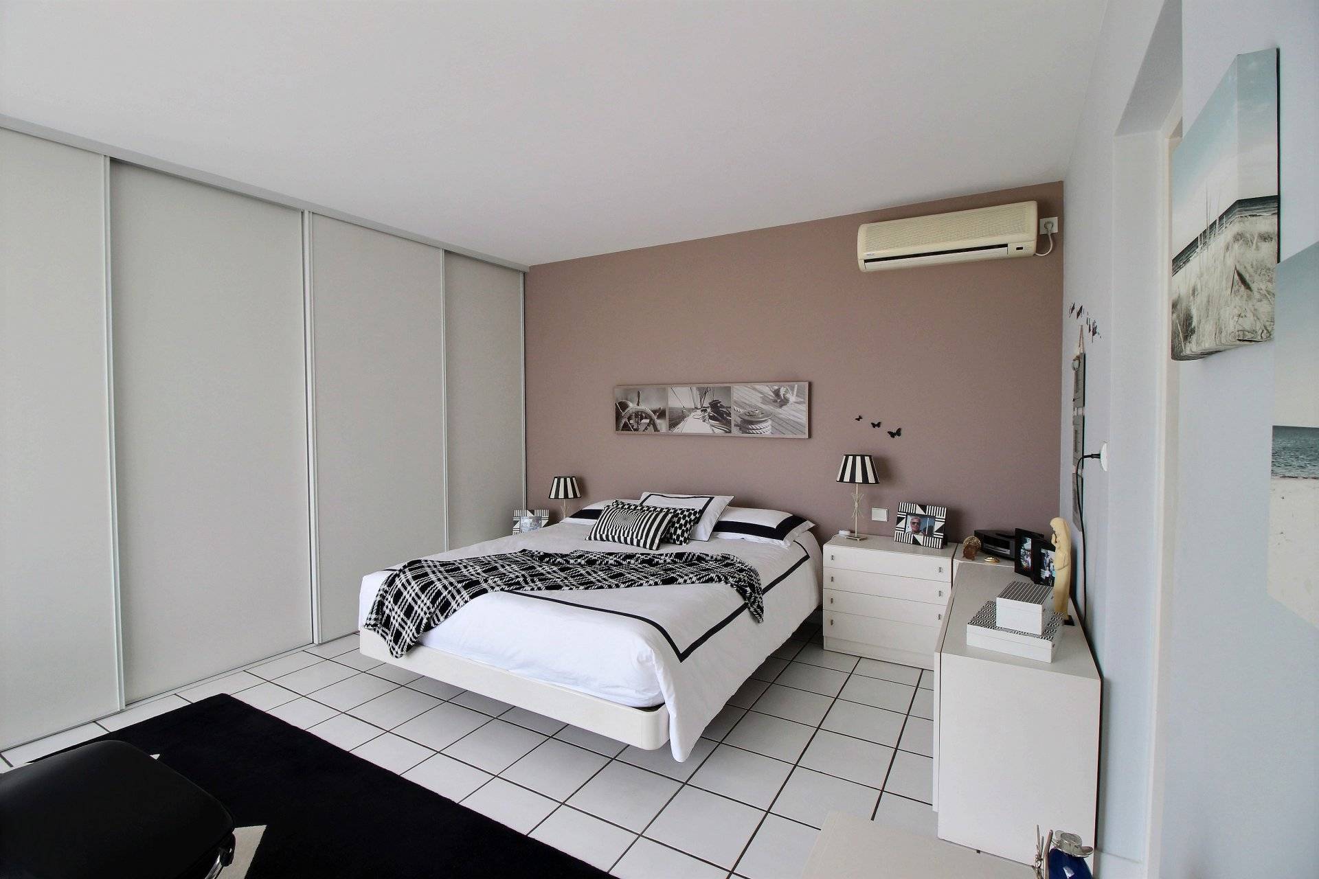 Achat villa d'architecte avec piscine vue mer sur le Bassin d arcachon