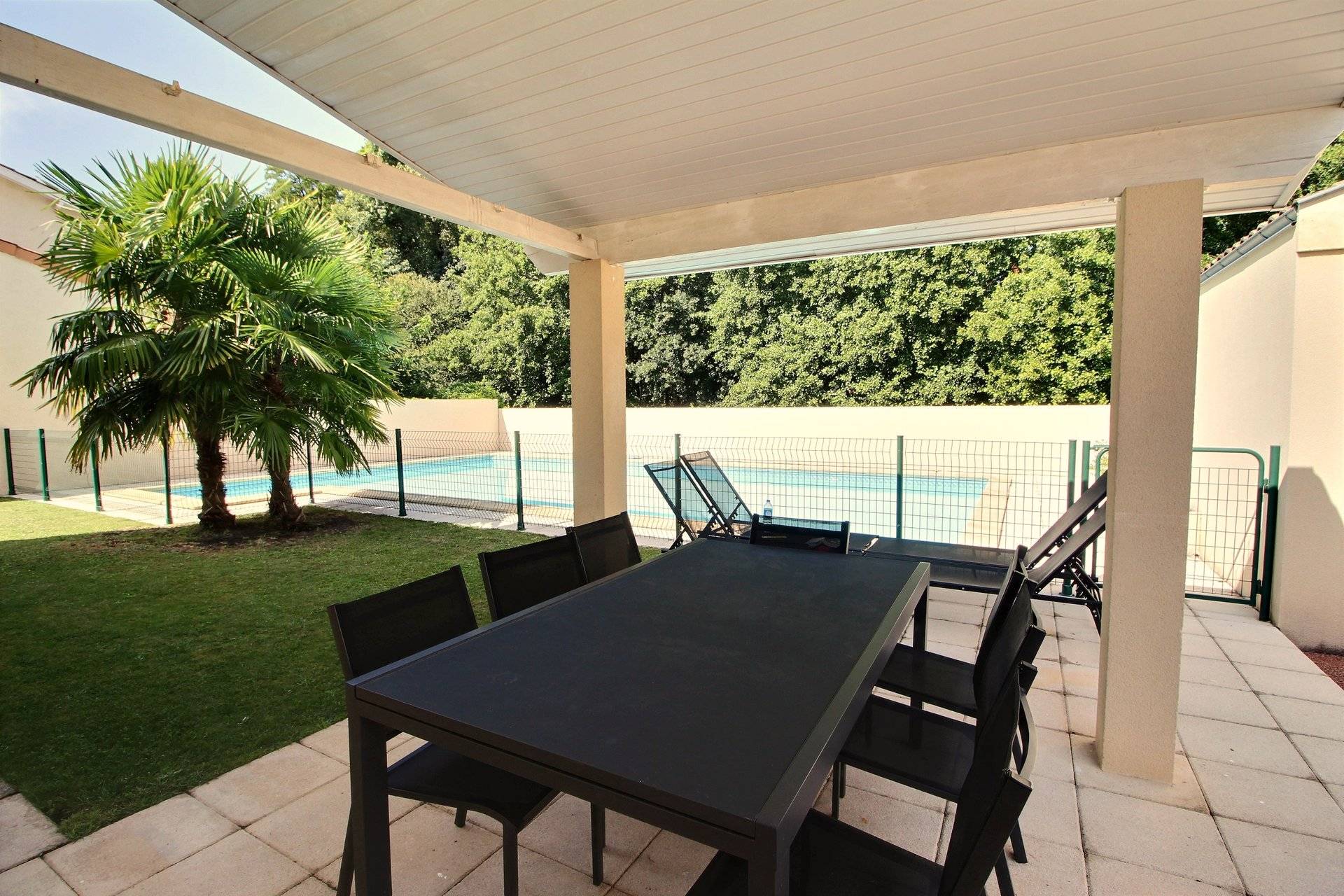 Maison familiale à vendre près de Bordeaux