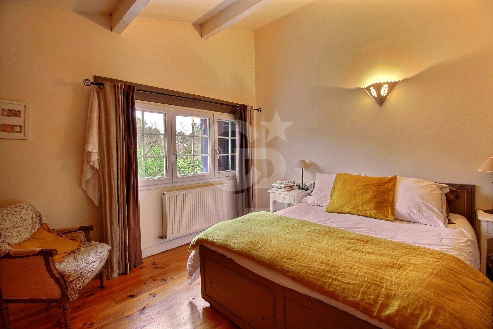 Villa de charme typique à vendre LEGE CAP FERRET