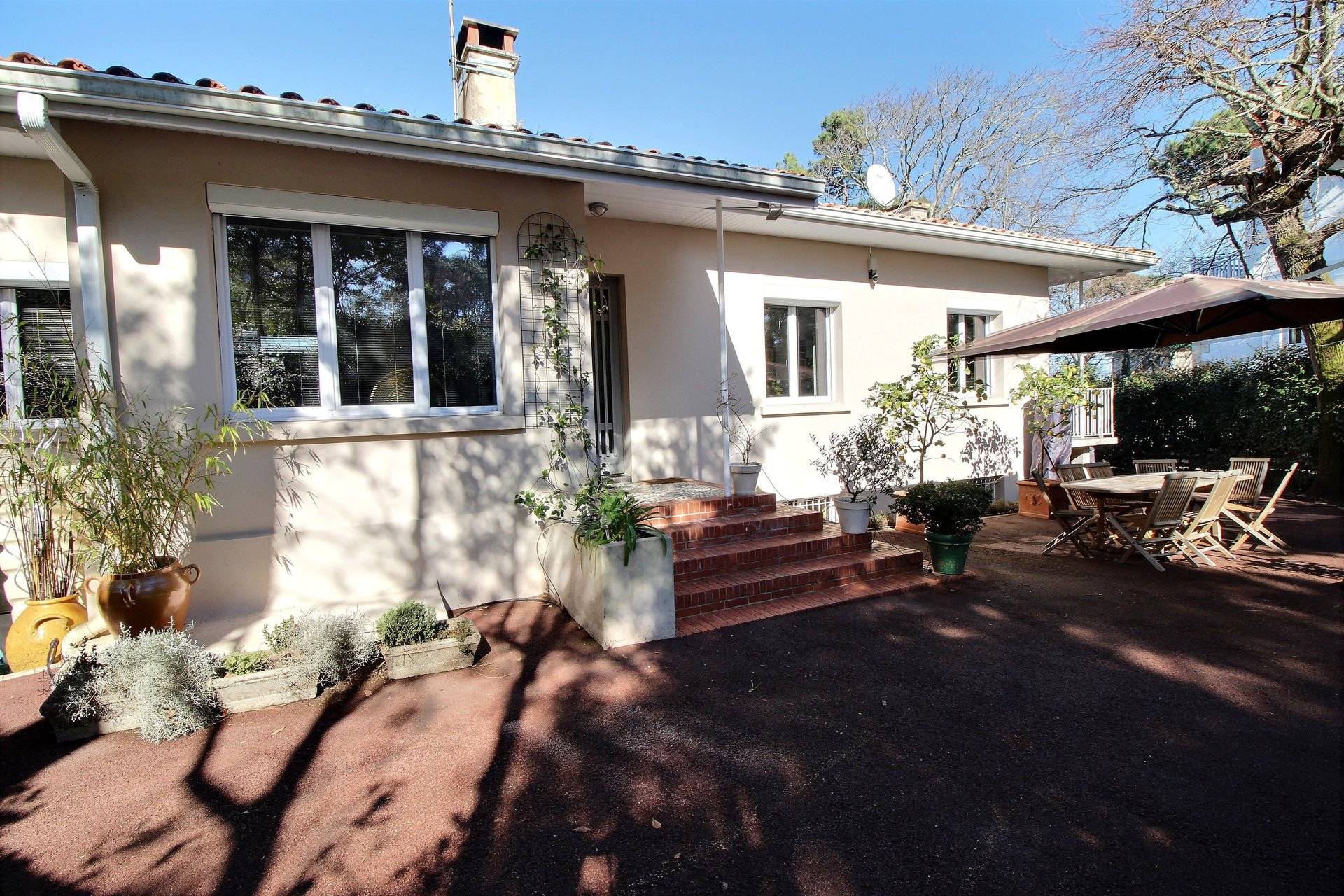 Villa des années 60 à vendre arcachon ville d'hiver