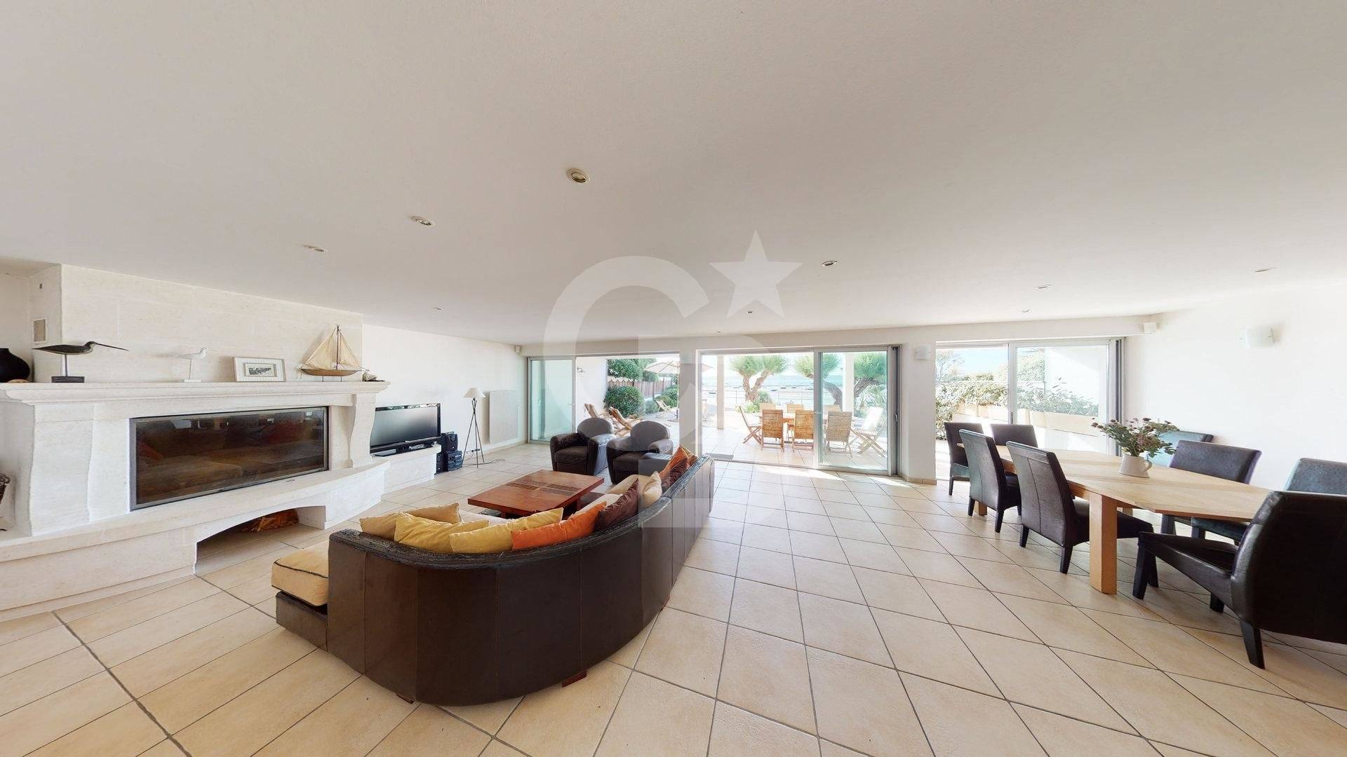 Achat bel appartement avec terrasse et vue sur le bassin CAP FERRET