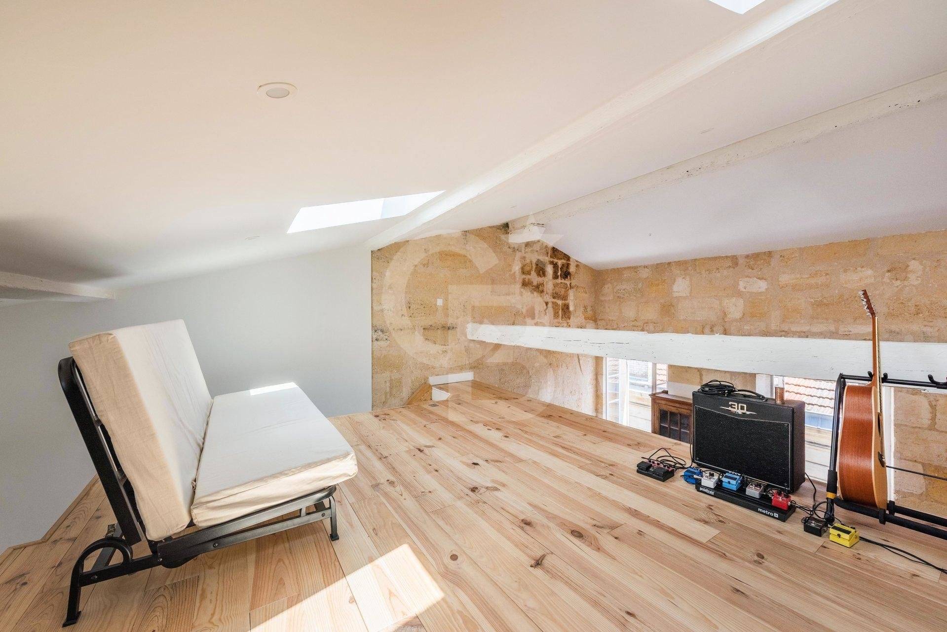 Acheter magnifique appartement T2 bis rénové BORDEAUX SAINT MICHEL