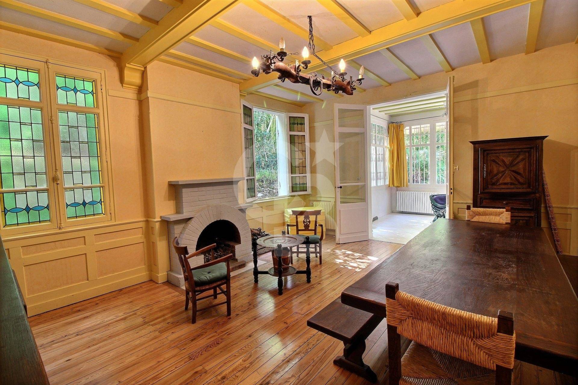 Appartement avec jardin 3 chambres à rénover à vendre ARCACHON VILLE D