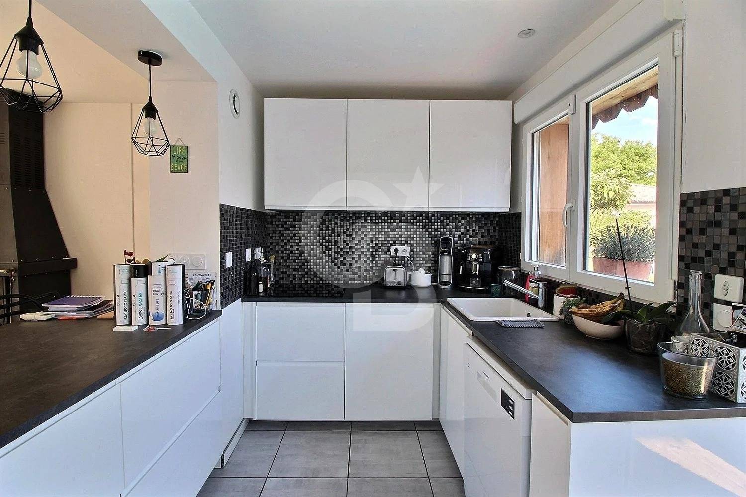 achat Villa familiale avec 4 chambres et piscine à LA TESTE-DE-BUCH