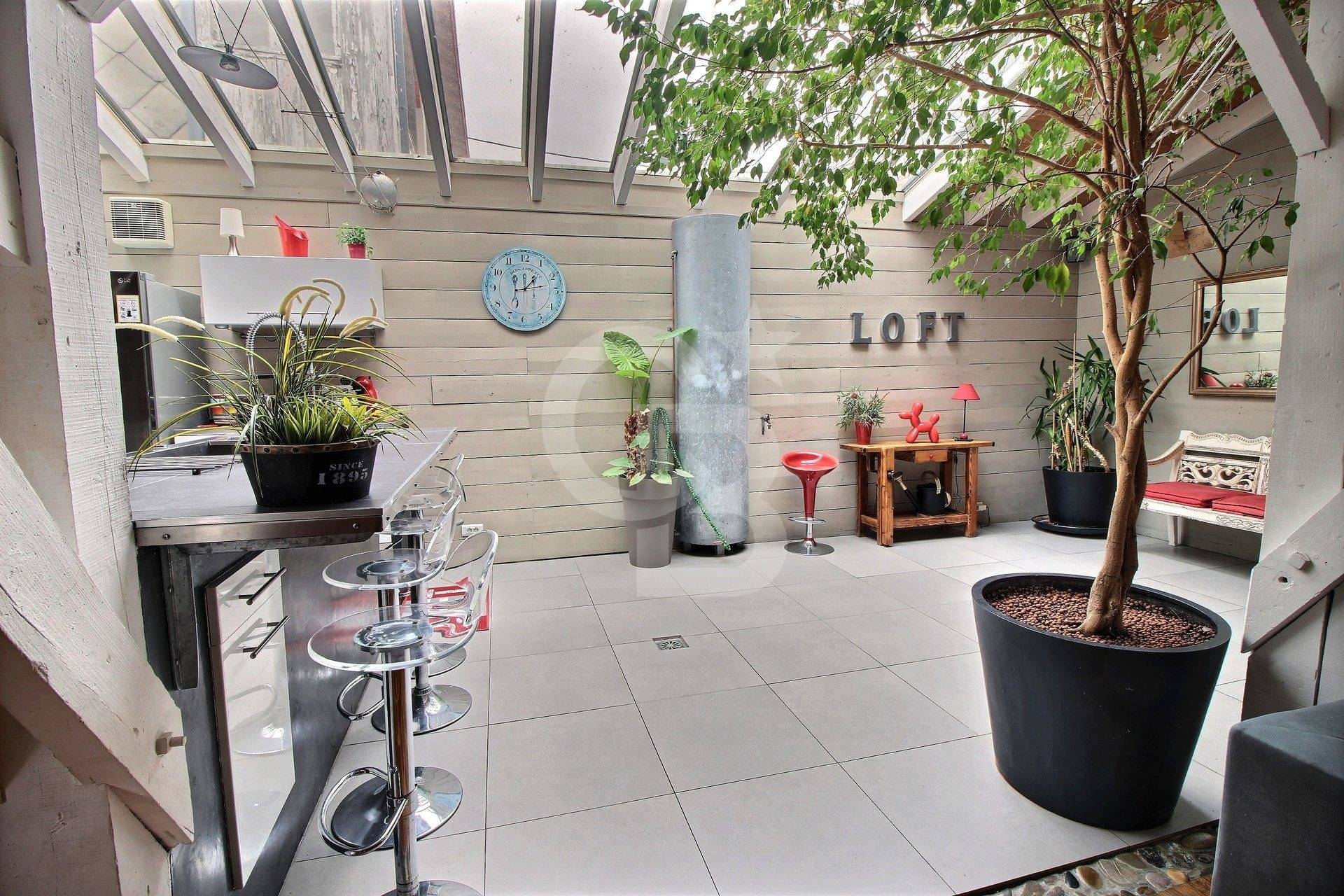 Magnifique maison loft atypique à vendre ARCACHON QUARTIER AIGUILLON