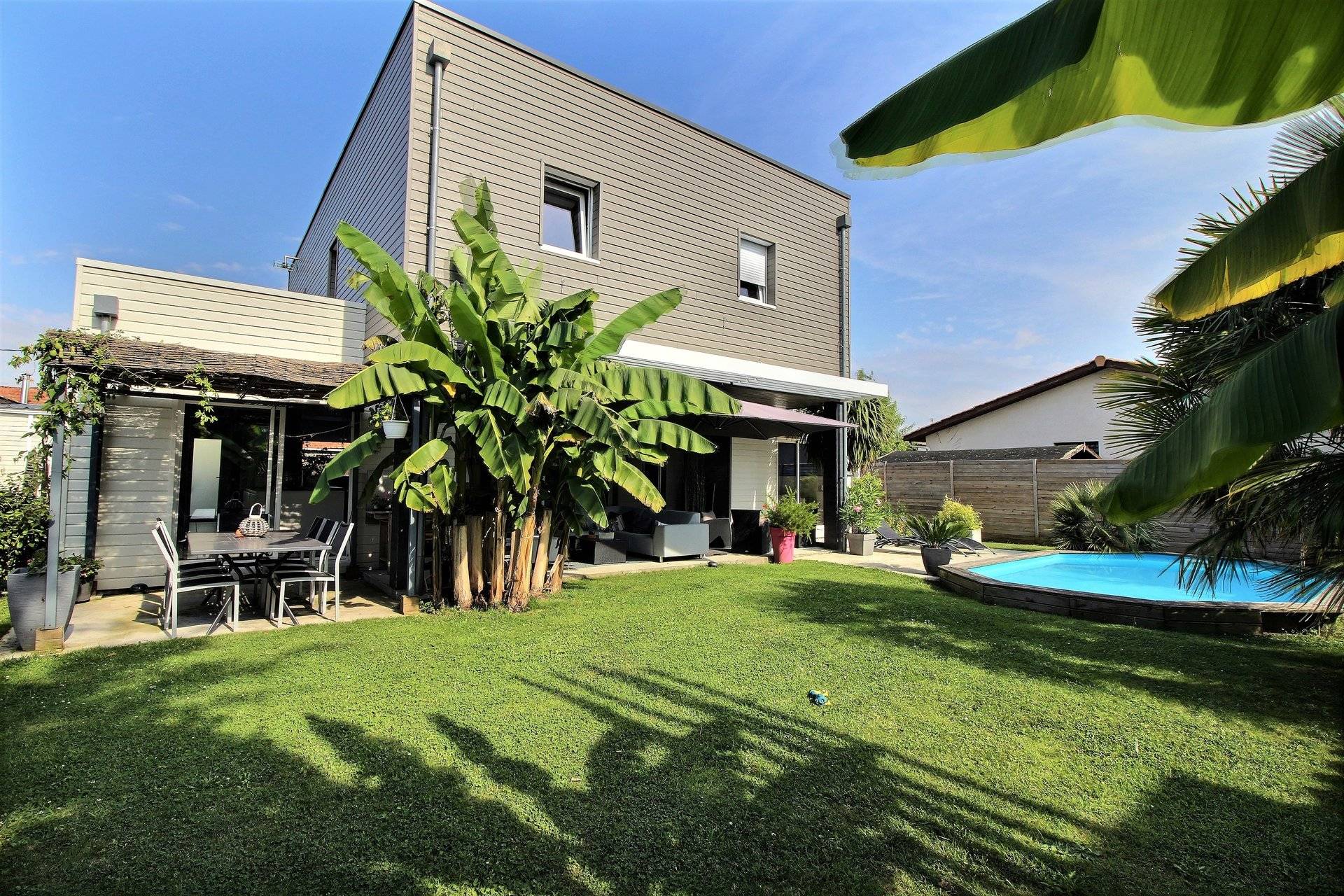 vente maison avec piscine à la hume