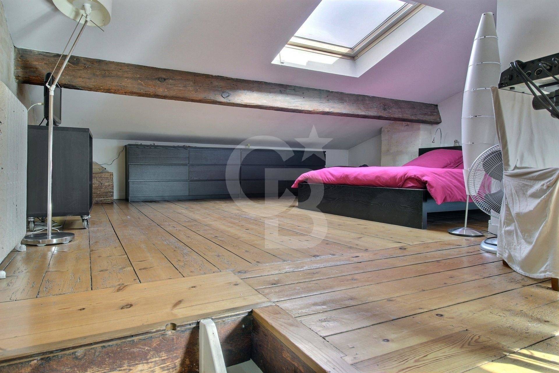 Recherche maison familiale en pierre avec piscine BORDEAUX SAINT-SEURIN