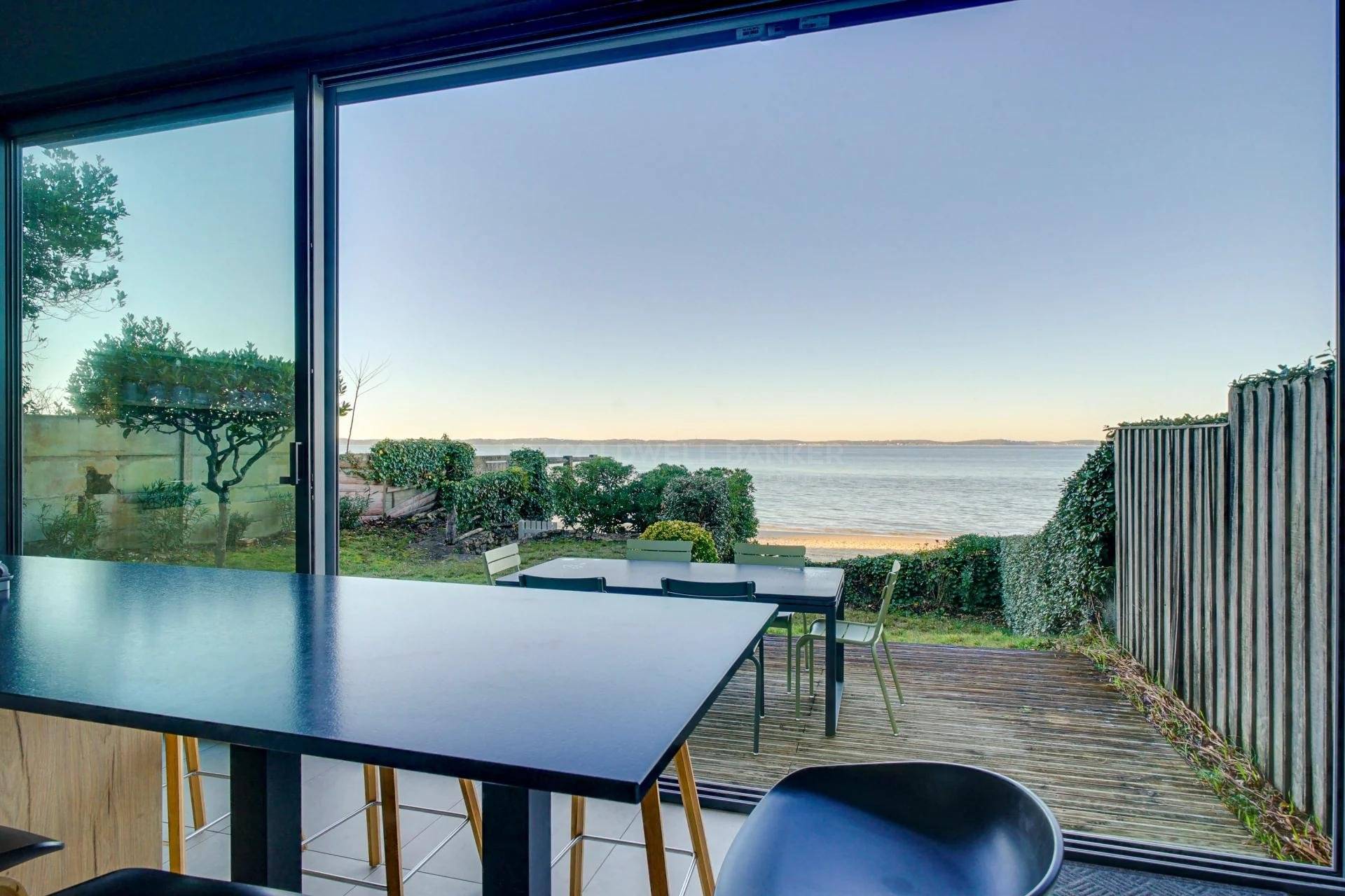 Luxueux appartement en première ligne à vendre ARCACHON