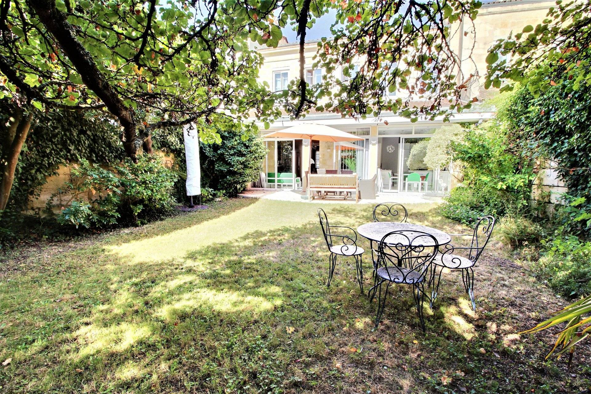 Charmante maison typiquement bordelaise à vendre BORDEAUX PARC BORDELAIS