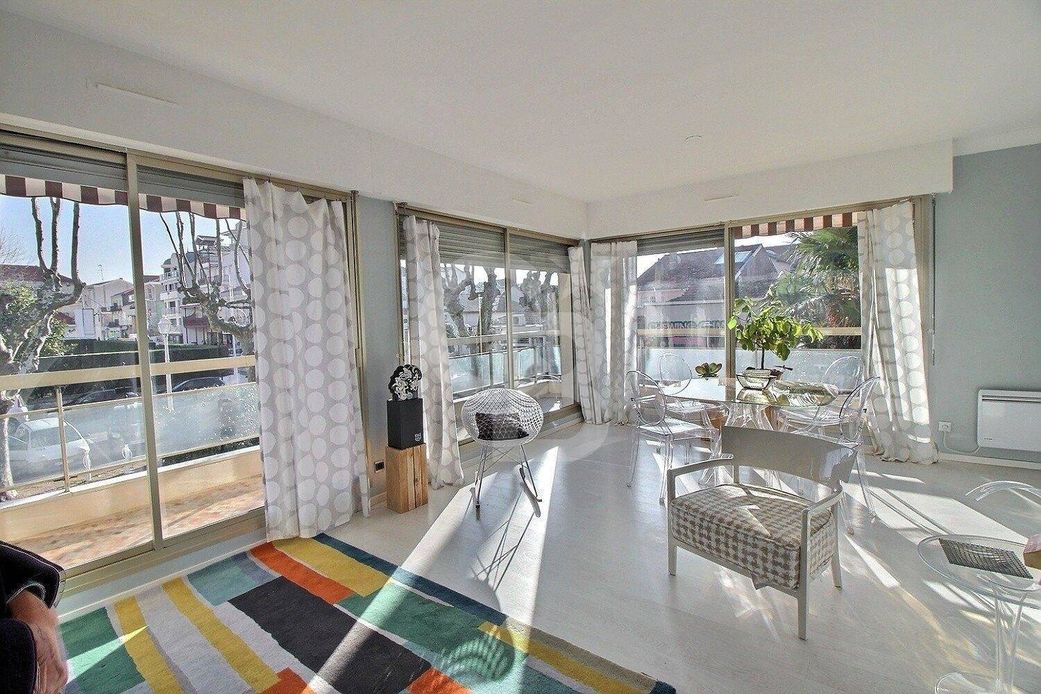 Vente d'un Appartement avec terrasse et vue bassin à ARCACHON