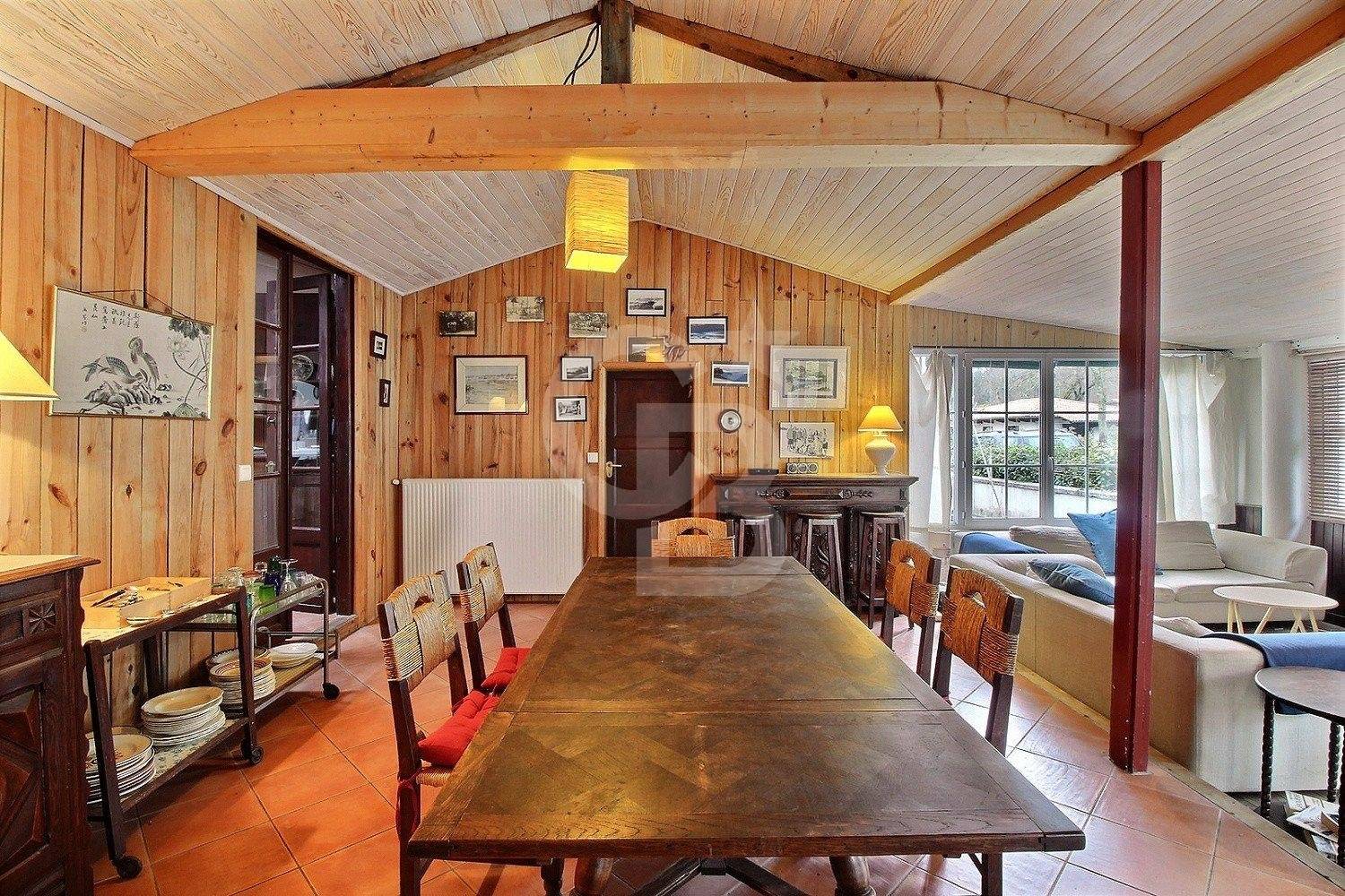 Maison familiale proche plage à vendre PYLA-SUR-MER