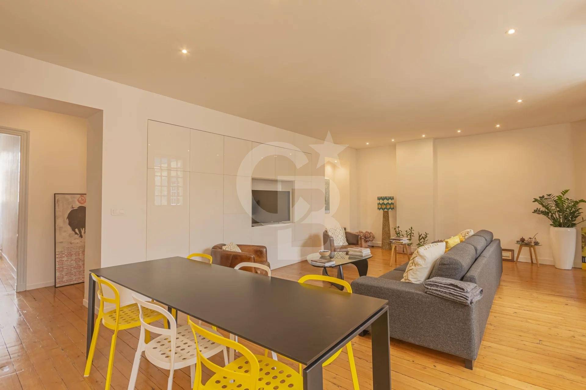 Achat appartement bourgeois avec 2 chambres BORDEAUX JARDIN PUBLIC