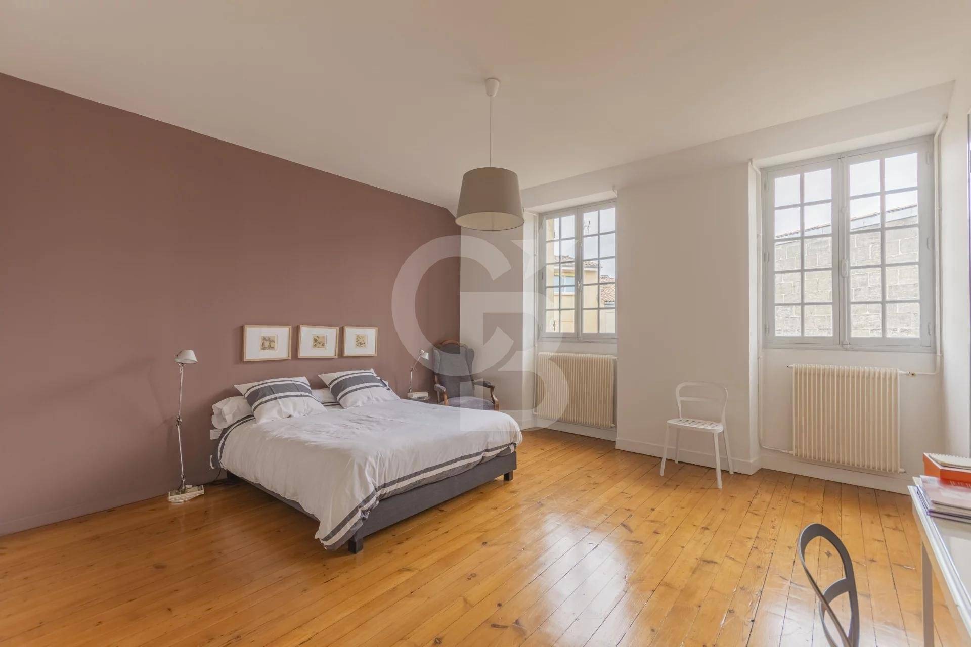 Acheter appartement bourgeois avec 2 chambres BORDEAUX JARDIN PUBLIC