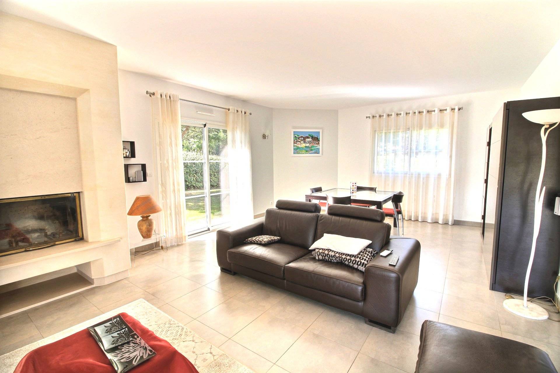 Vente maison contemporaine de standing PYLA SUR MER