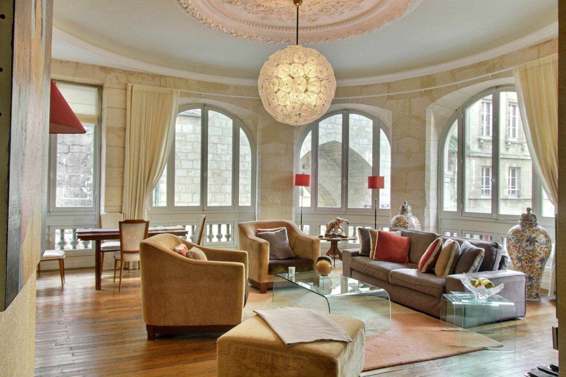 Agences immobilières de prestige sur Bordeaux, Le Bouscat Caudéran