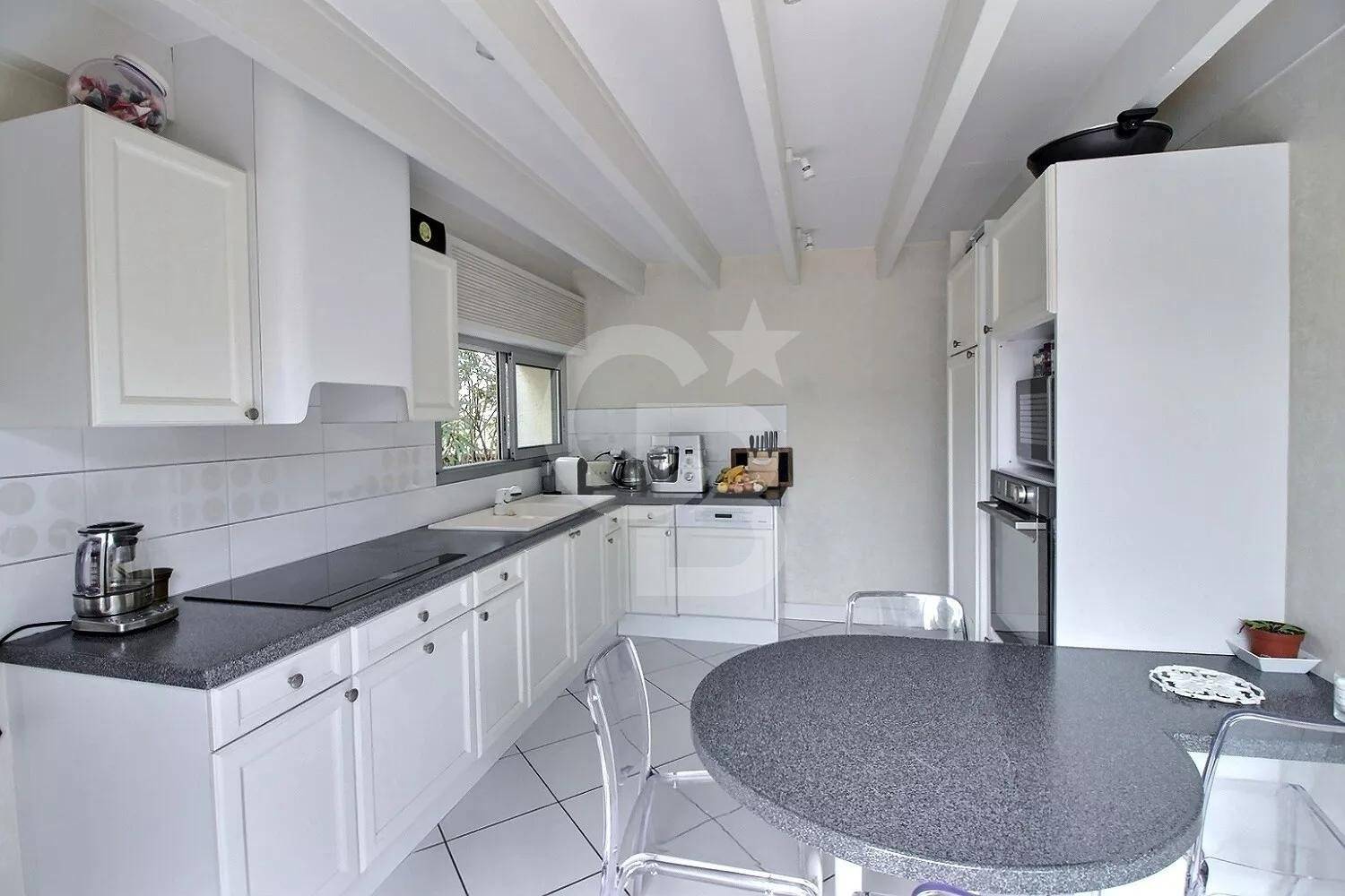 Achat charmante maison familiale plain pied 4 chambres avec piscine LIBOURNE