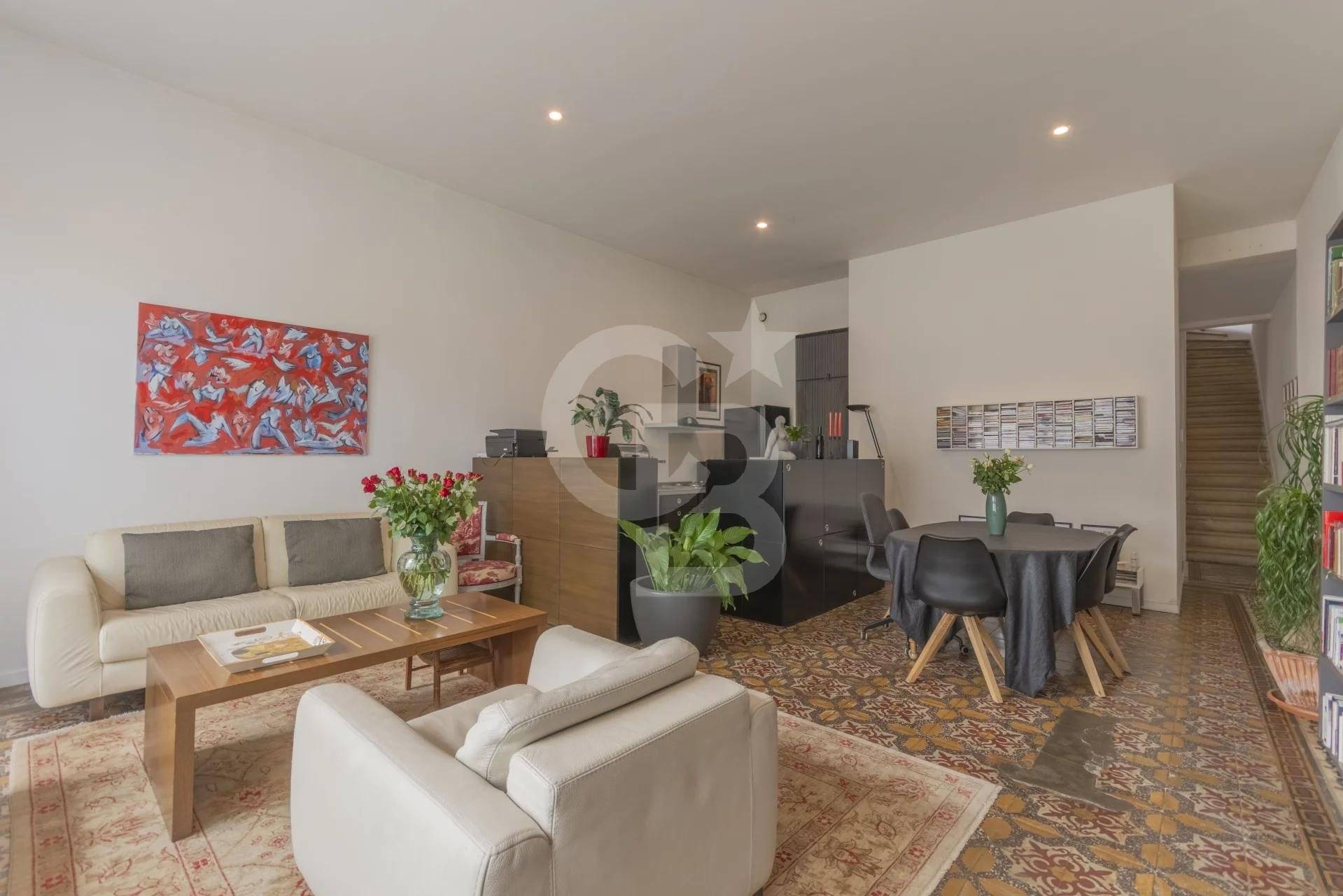 se loger Jolie maison avec prestations anciennes et 4 chambres à BORDEAUX