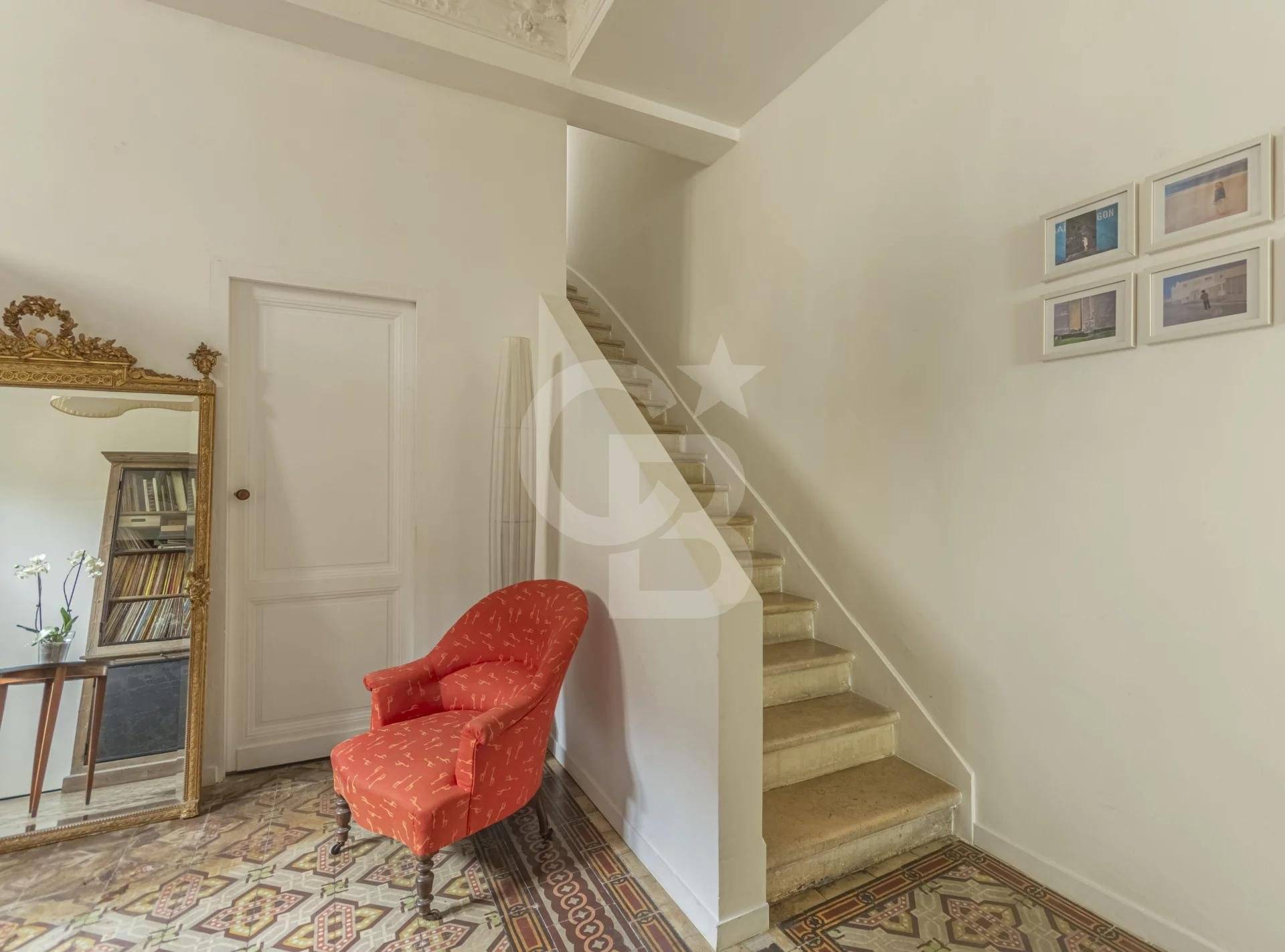 acheter Jolie maison avec prestations anciennes et 4 chambres à BORDEAUX