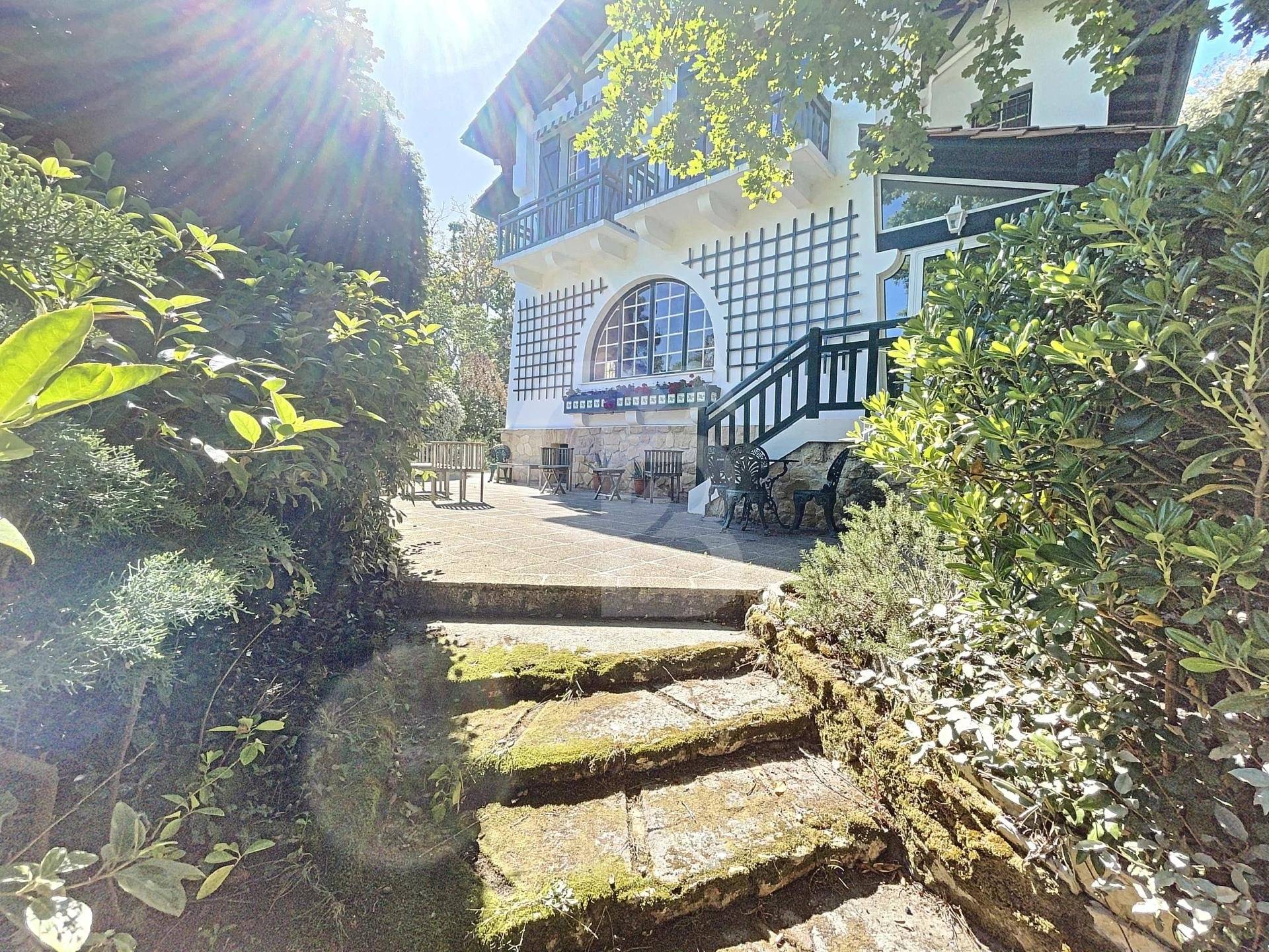 Vente villa 5 chambres à vendre proche plage ARCACHON