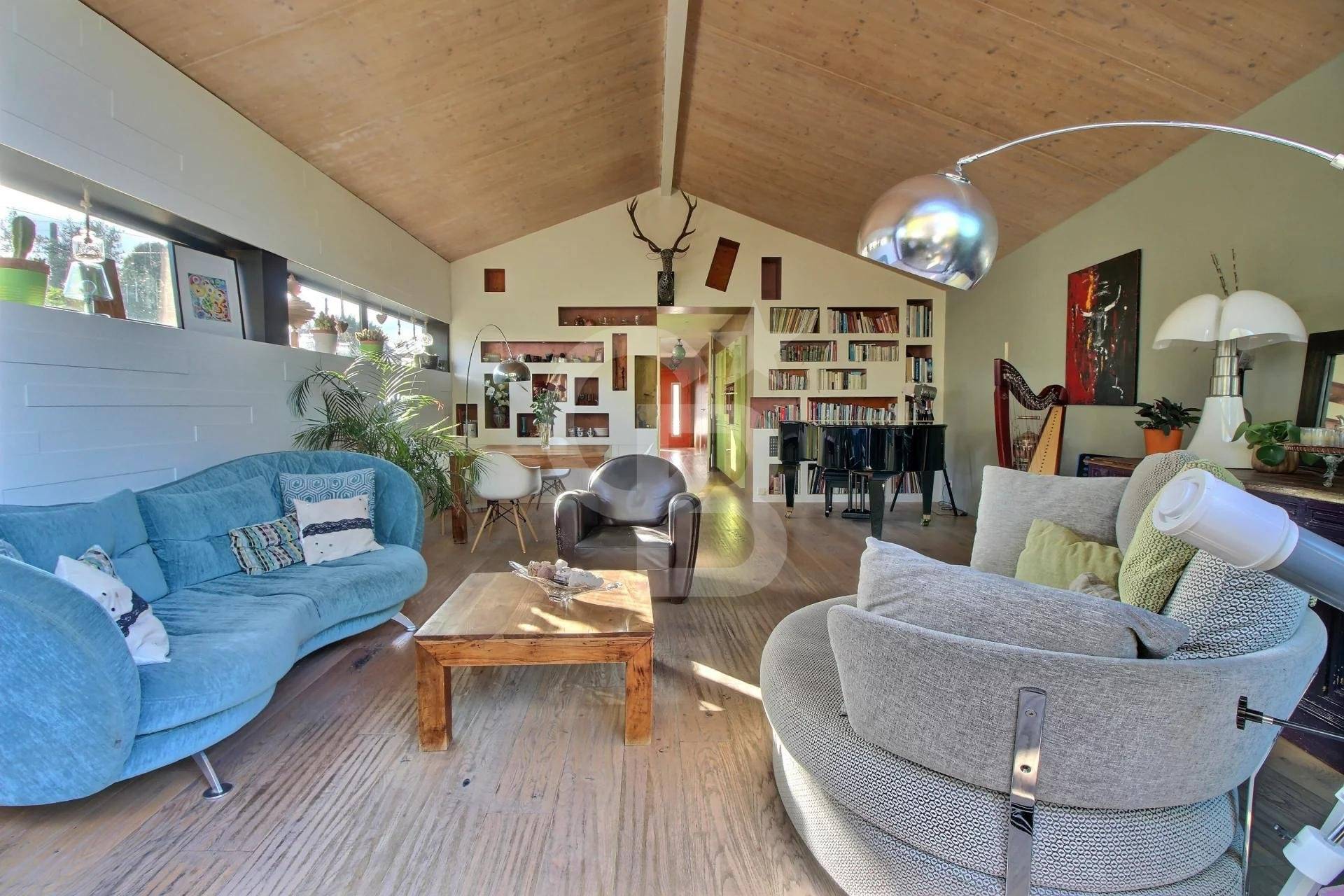 Achat Villa d'architecte avec piscine à LA TESTE-DE-BUCH