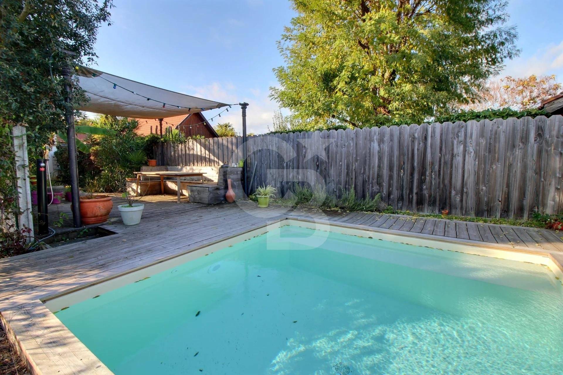 Se loger Villa d'architecte avec piscine à LA TESTE-DE-BUCH