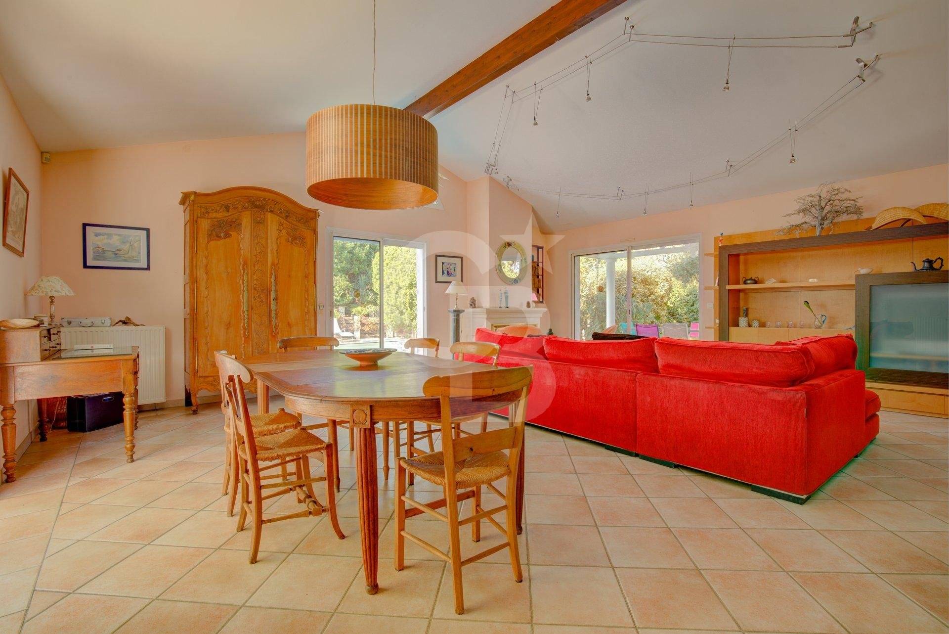 Vente villa familiale 7 chambres aperçu bassin PYLA SUR MER